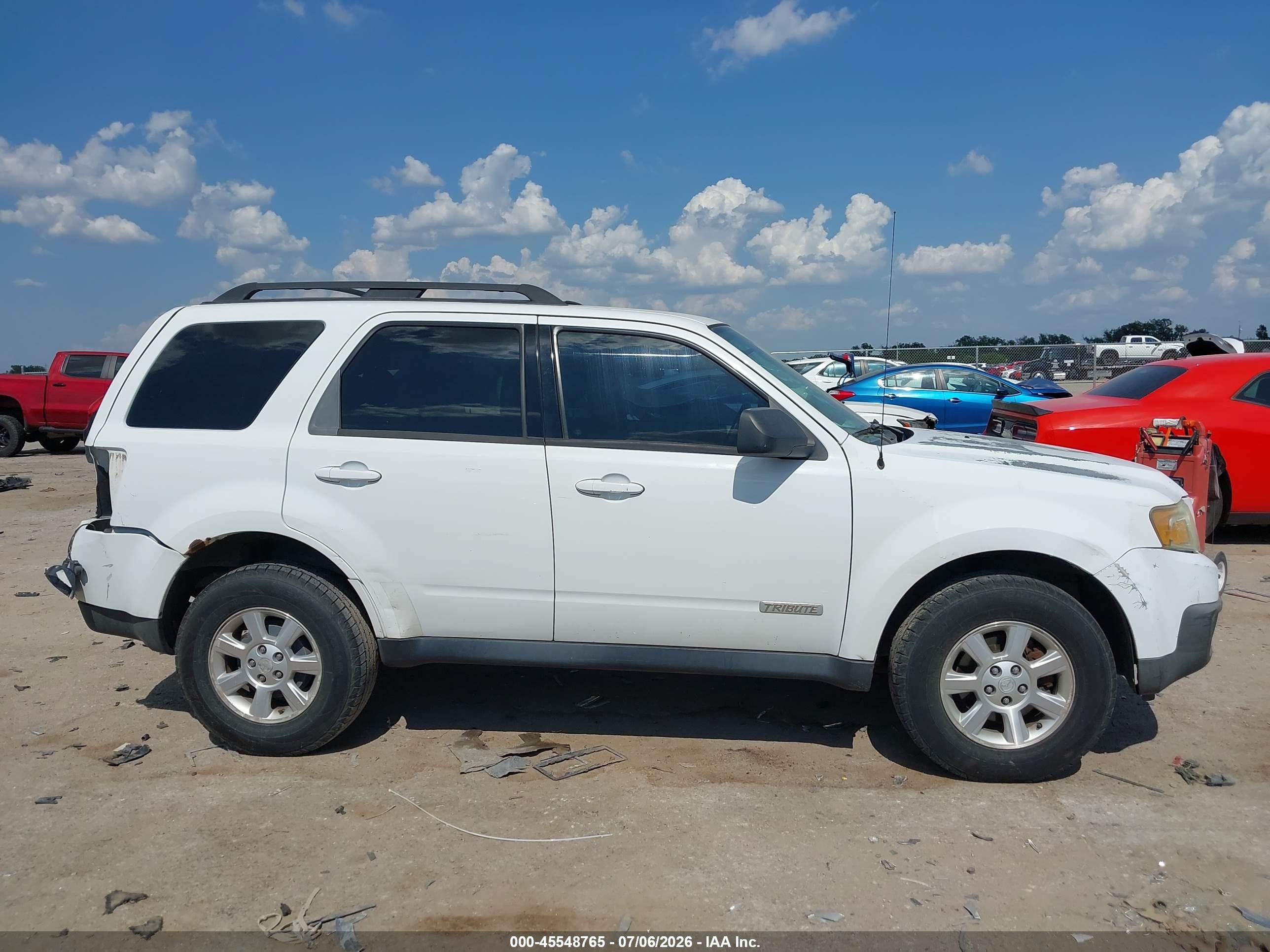 2008 Mazda Tribute I Touring White vin: 4F2CZ02Z98KM30415