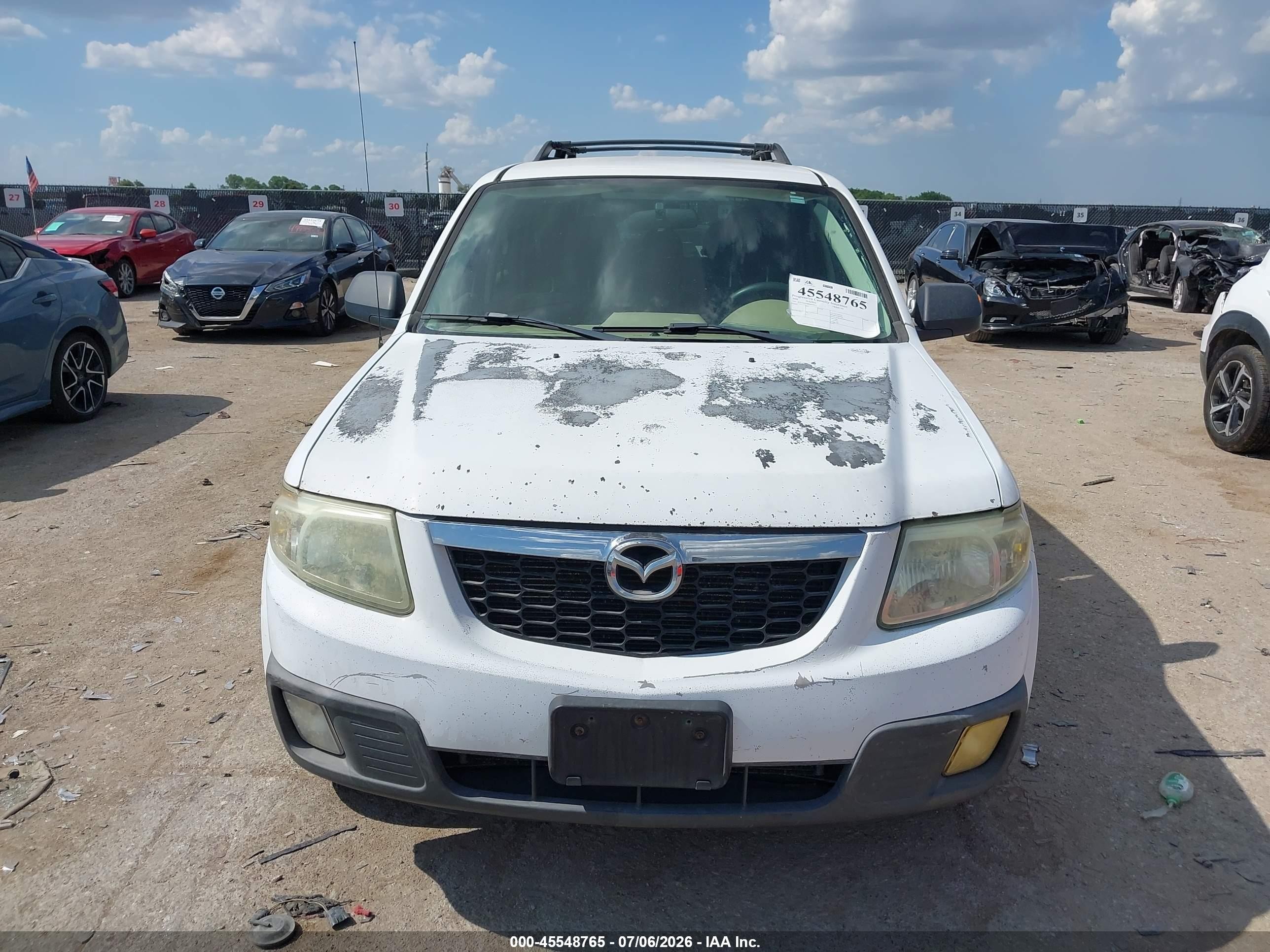 2008 Mazda Tribute I Touring White vin: 4F2CZ02Z98KM30415