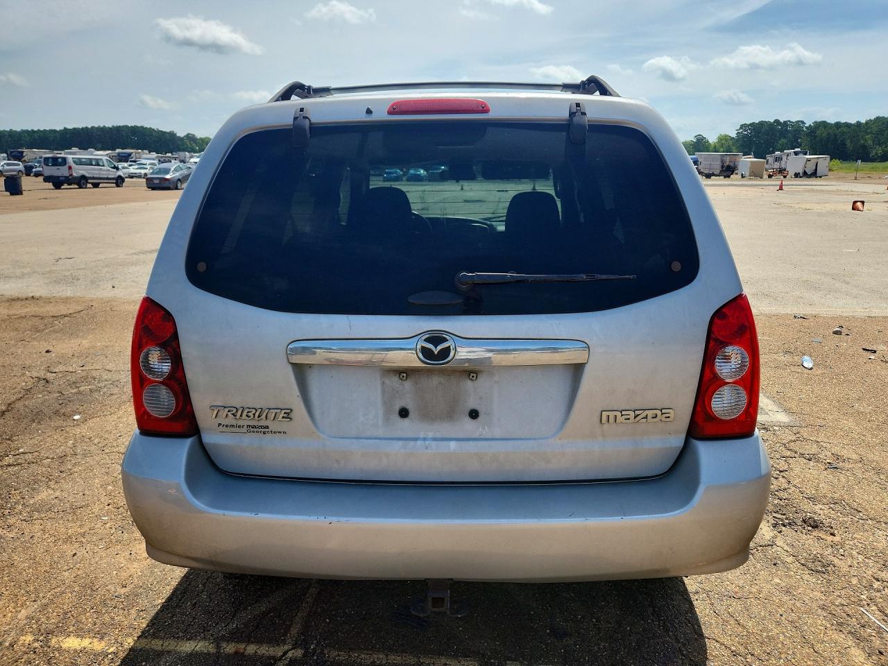 2005 Mazda Tribute S Silver vin: 4F2CZ04115KM12493