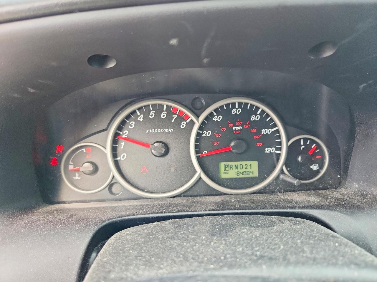 2005 Mazda Tribute S Серебряный vin: 4F2CZ04115KM35868