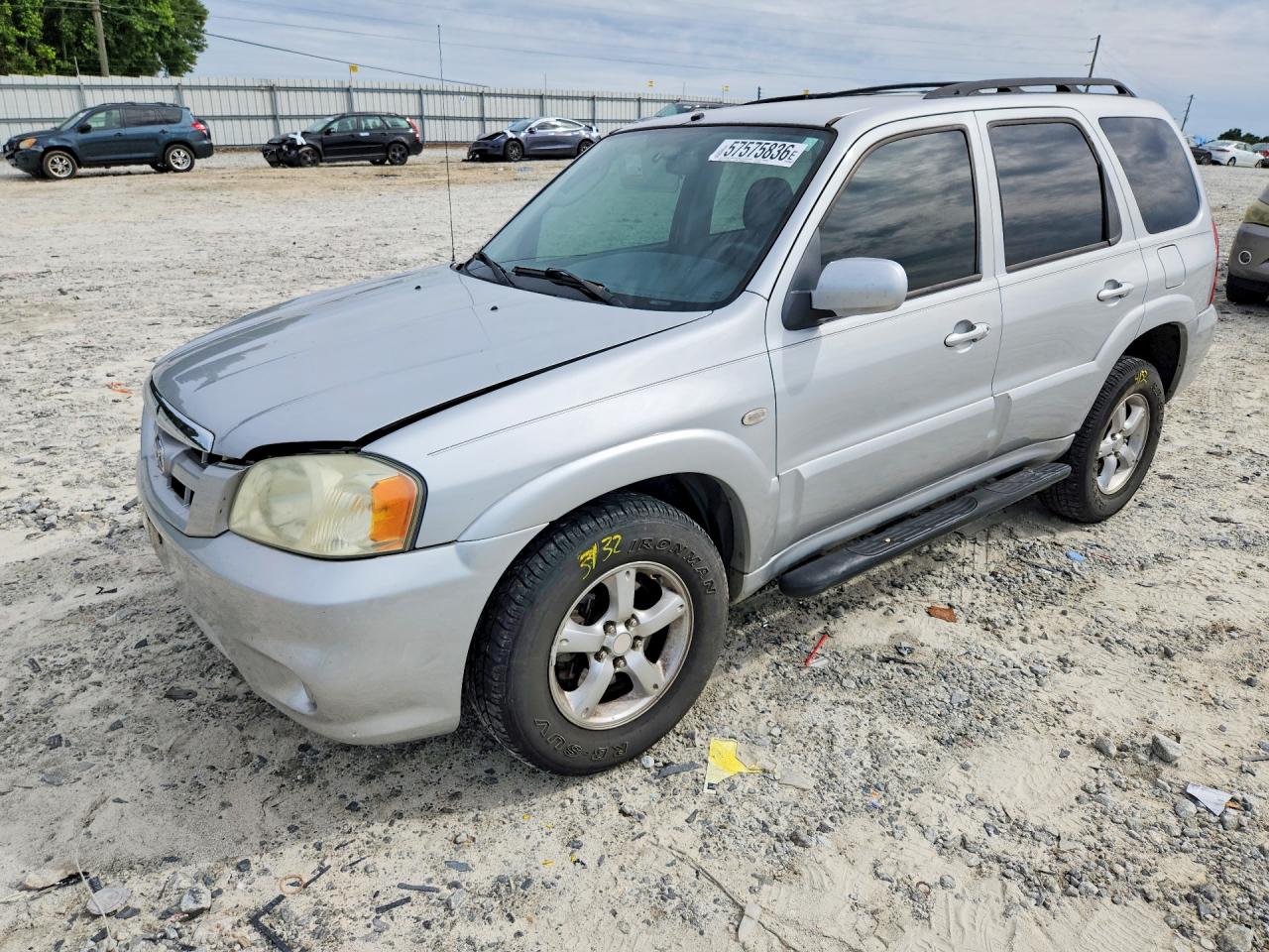 2005 Mazda Tribute S Серебряный vin: 4F2CZ04115KM35868