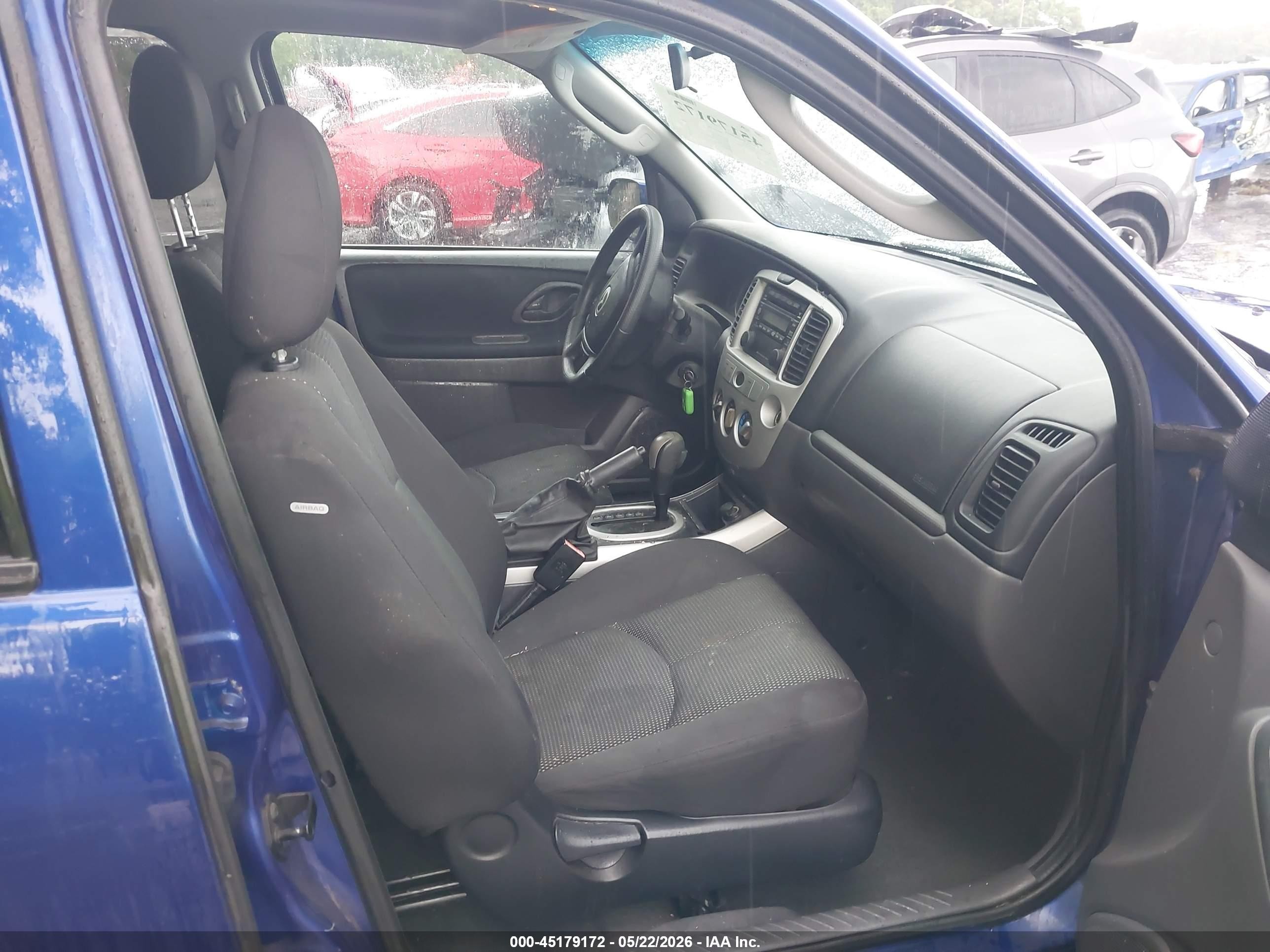 2005 Mazda Tribute S Dark Blue vin: 4F2CZ04115KM48779