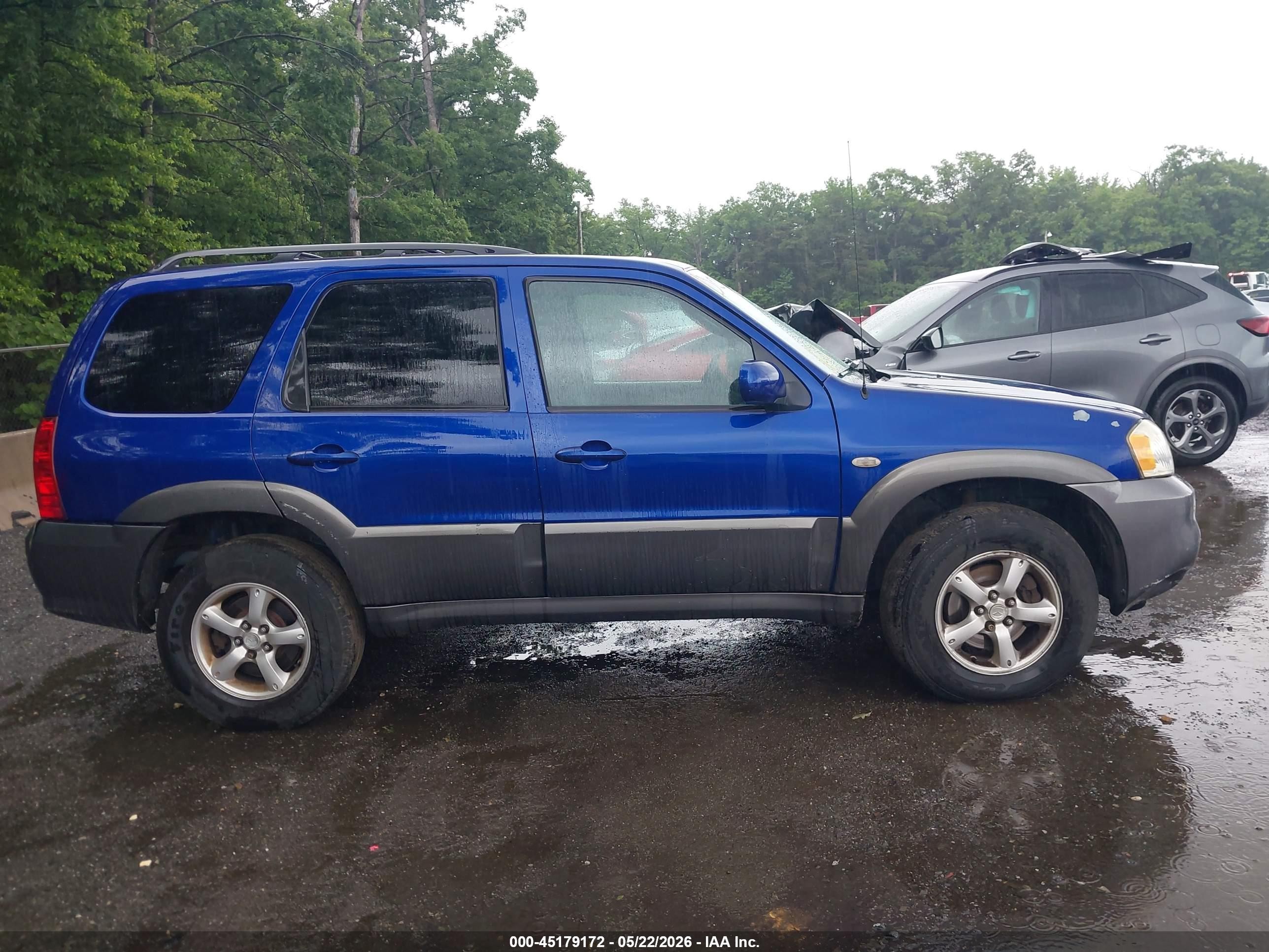 2005 Mazda Tribute S Dark Blue vin: 4F2CZ04115KM48779
