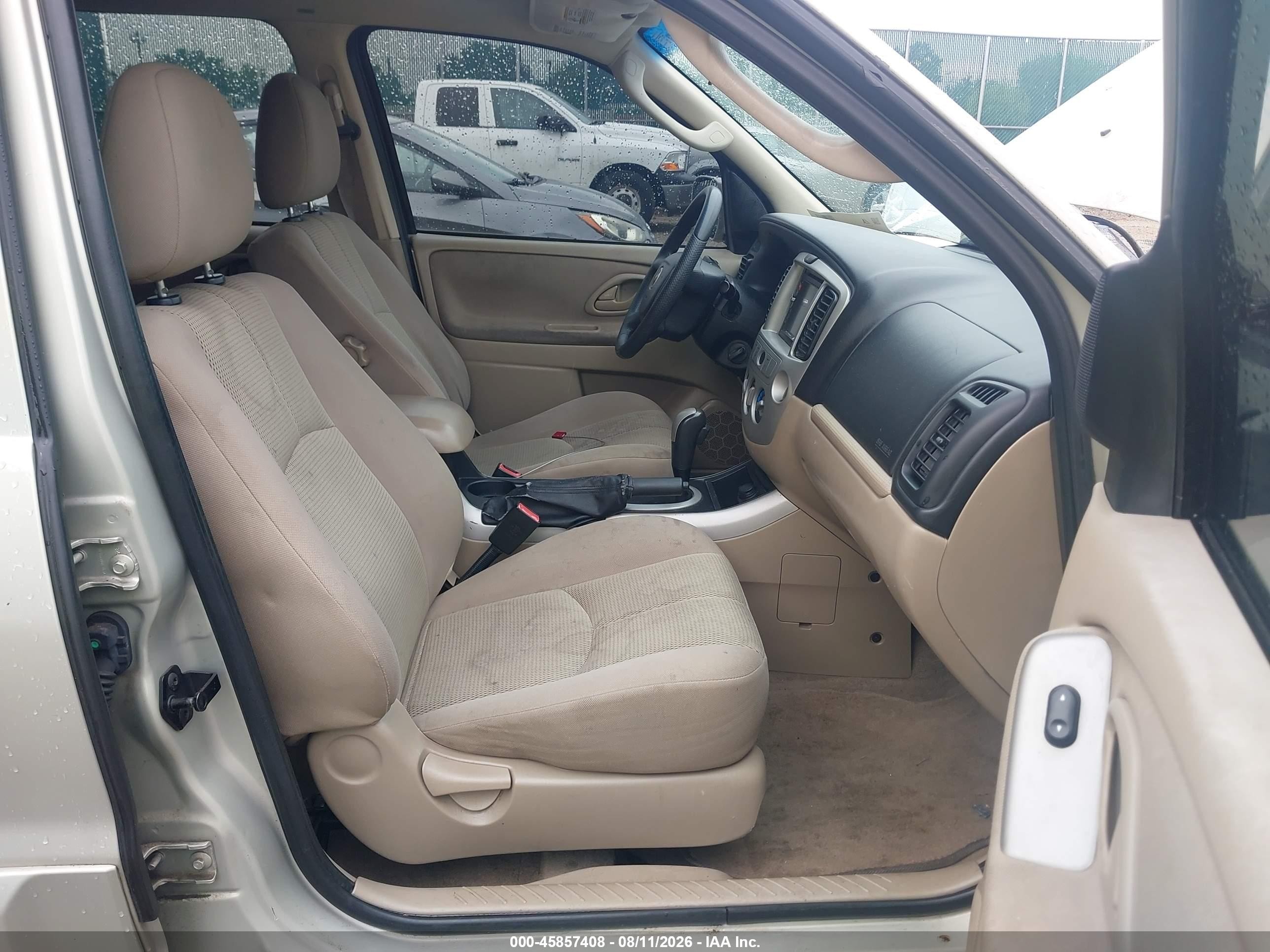 2005 Mazda Tribute S Желто-коричневый vin: 4F2CZ04195KM60825