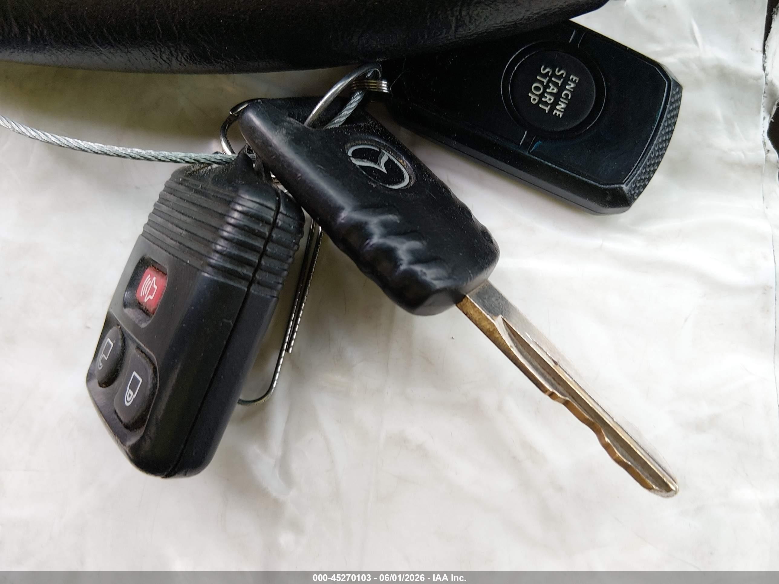 2006 Mazda Tribute S Черный vin: 4F2CZ041X6KM32498