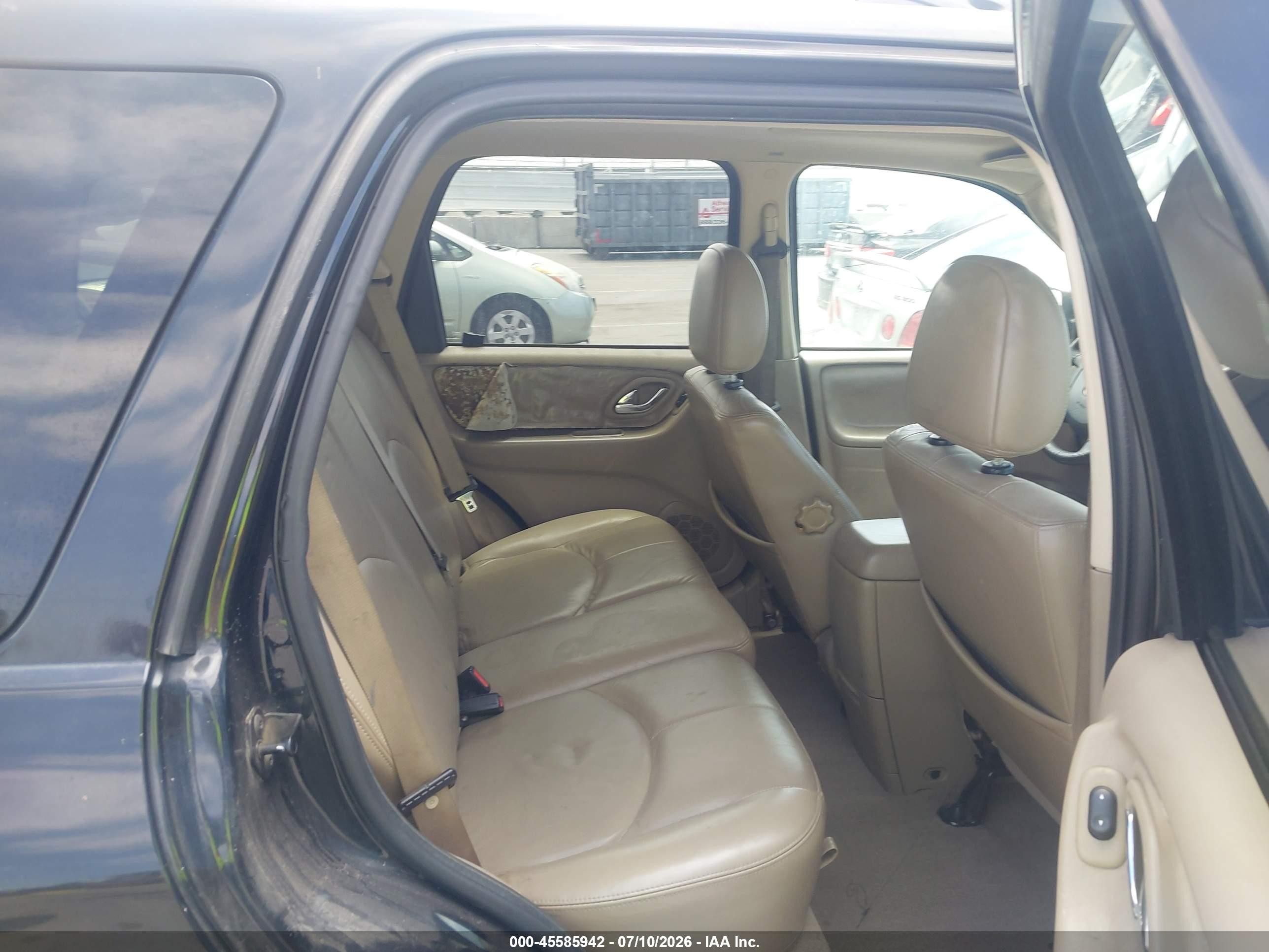2006 Mazda Tribute S Синий vin: 4F2CZ06116KM02223