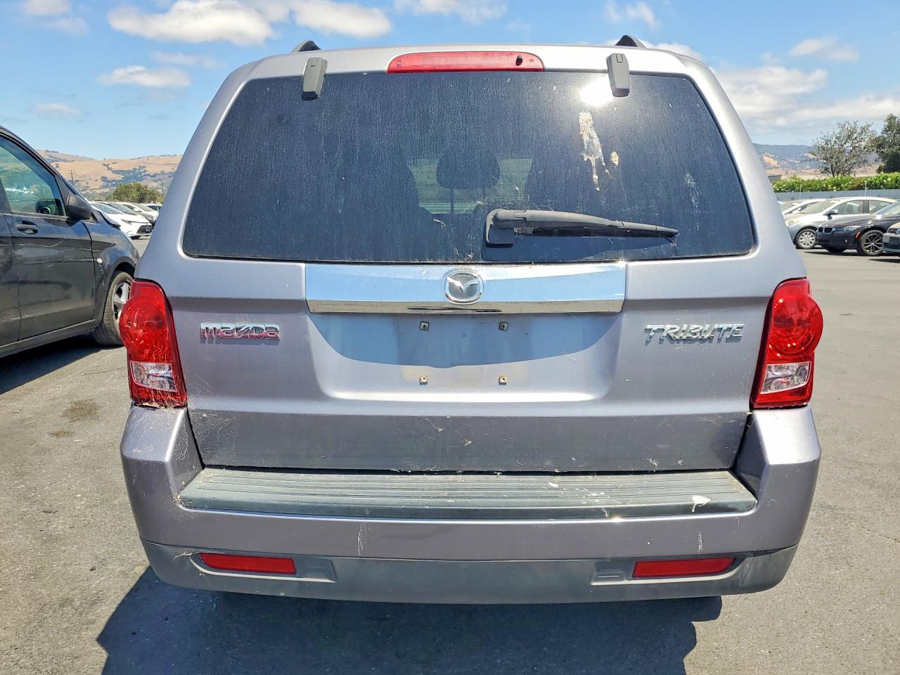 2008 Mazda Tribute S Gray vin: 4F2CZ06118KM00149