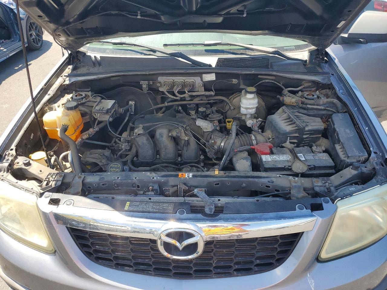 2008 Mazda Tribute S Gray vin: 4F2CZ06118KM00149