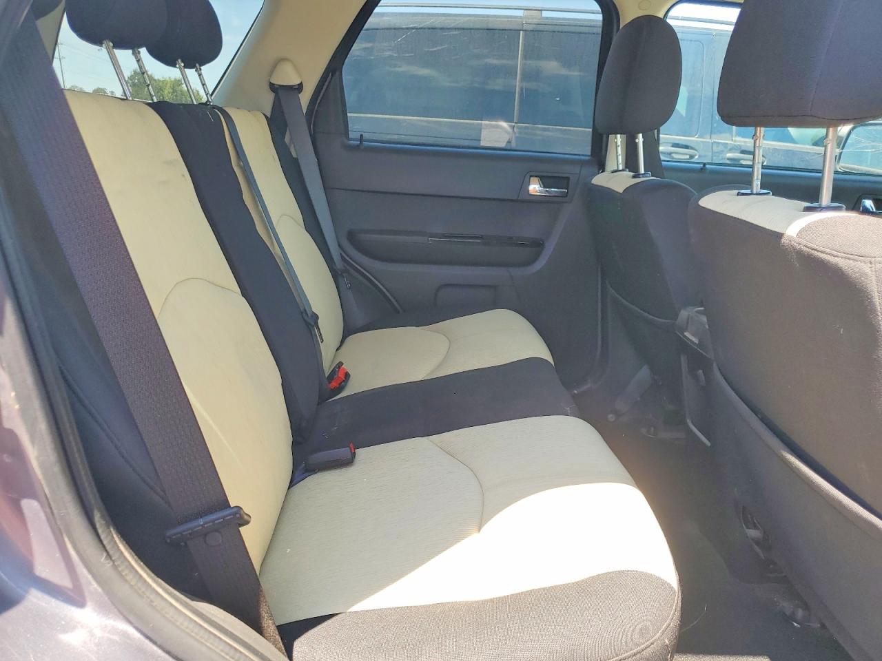 2008 Mazda Tribute S Gray vin: 4F2CZ06118KM00149