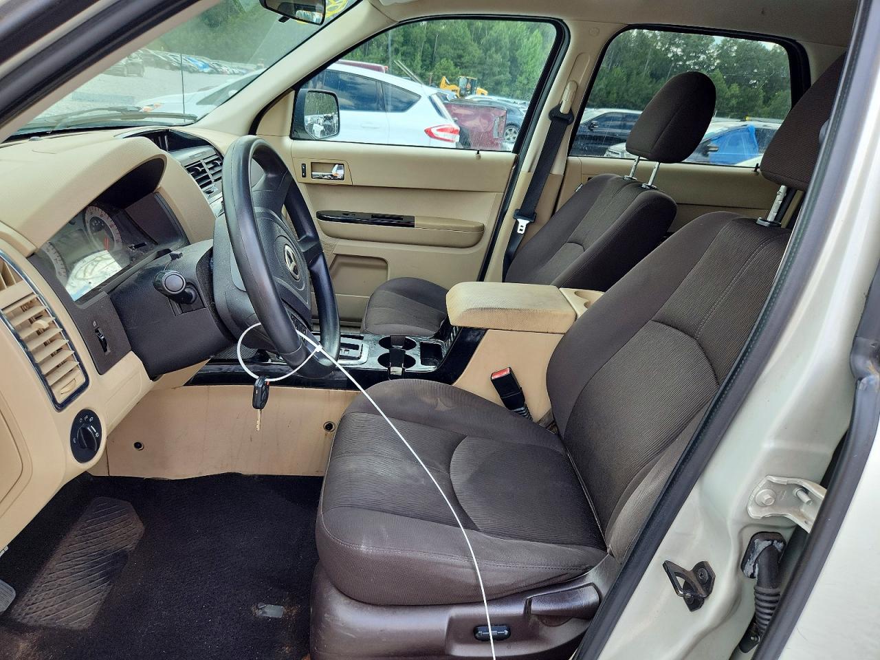 2008 Mazda Tribute S Белый vin: 4F2CZ06158KM28696