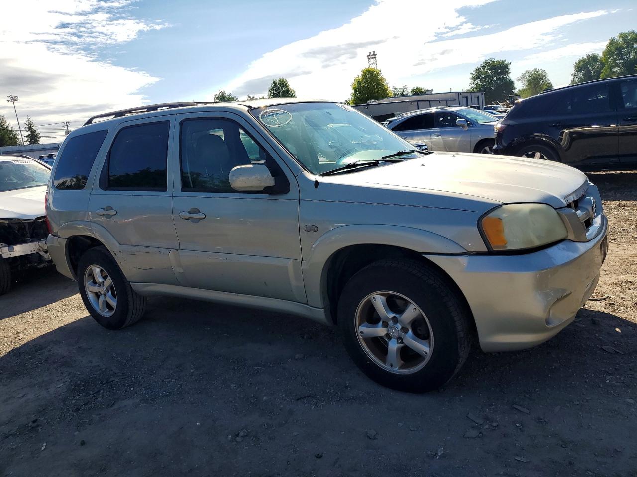 2005 Mazda Tribute S Gray vin: 4F2CZ06175KM32549