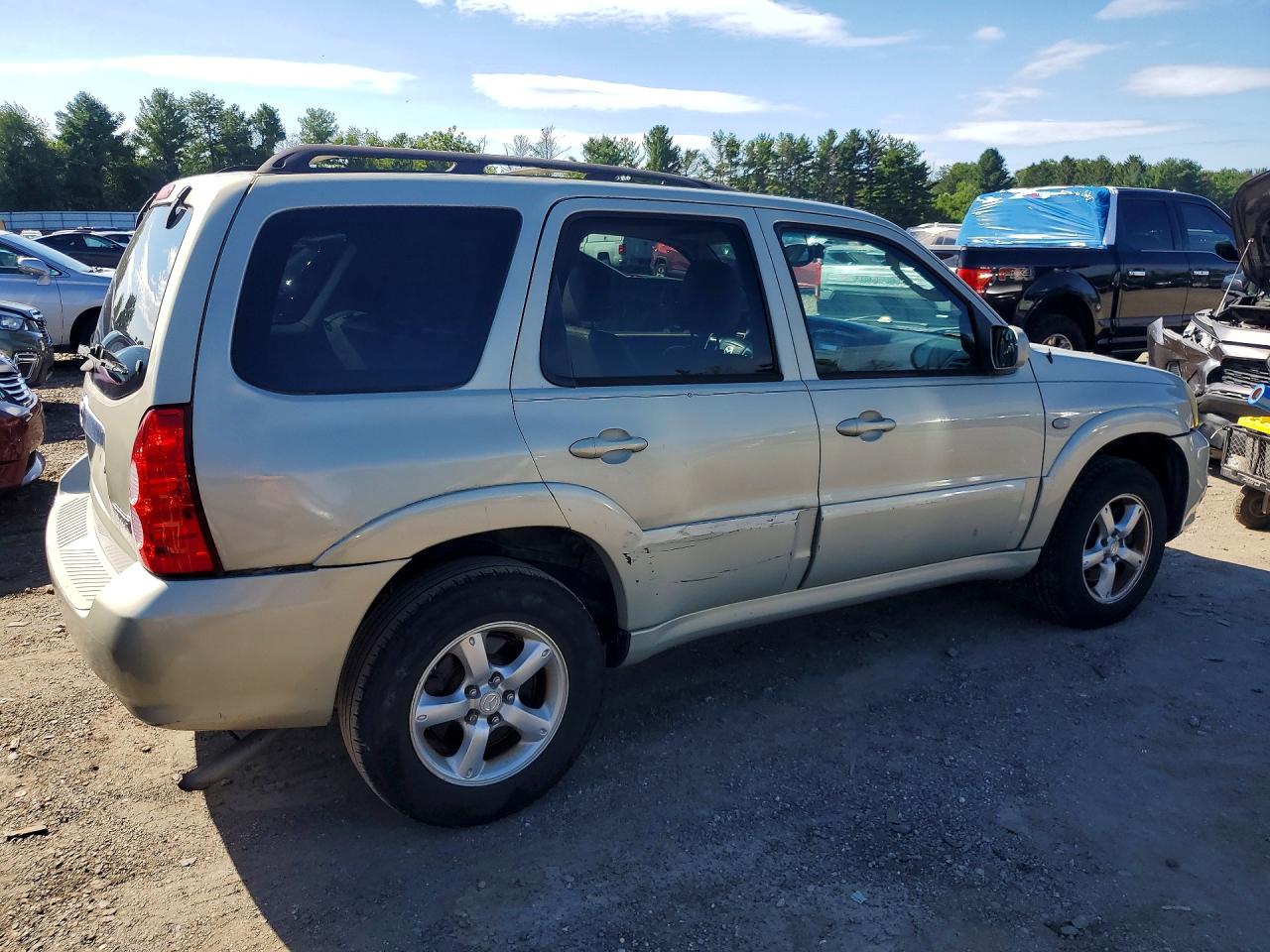2005 Mazda Tribute S Gray vin: 4F2CZ06175KM32549