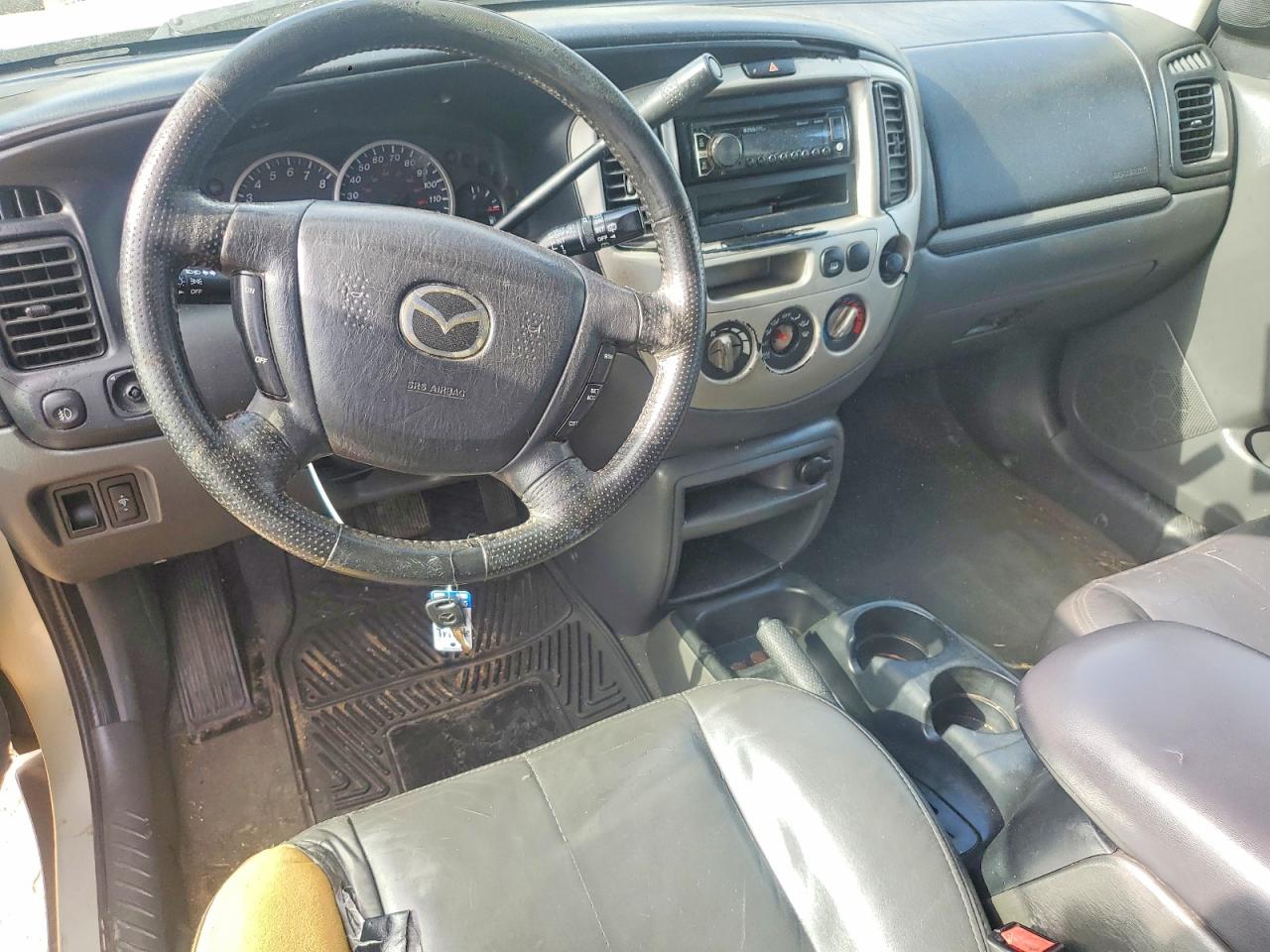2003 Mazda Tribute Es Beige vin: 4F2CZ06183KM38325