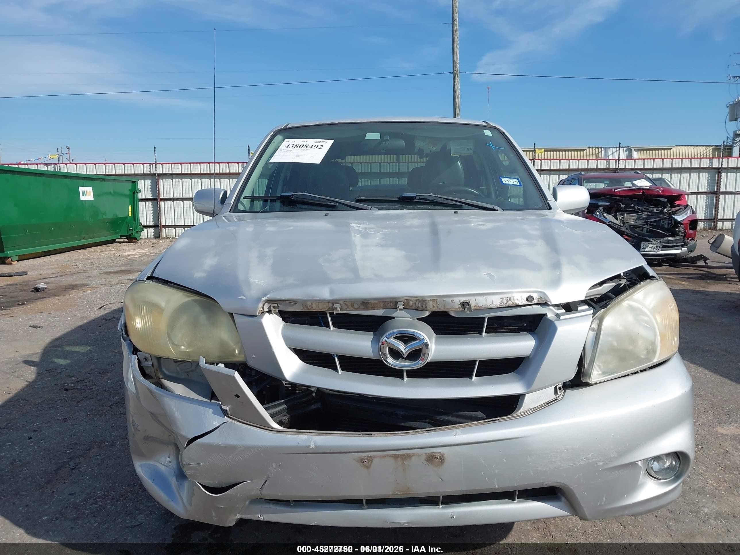 2006 Mazda Tribute S Серебряный vin: 4F2CZ06186KM37499