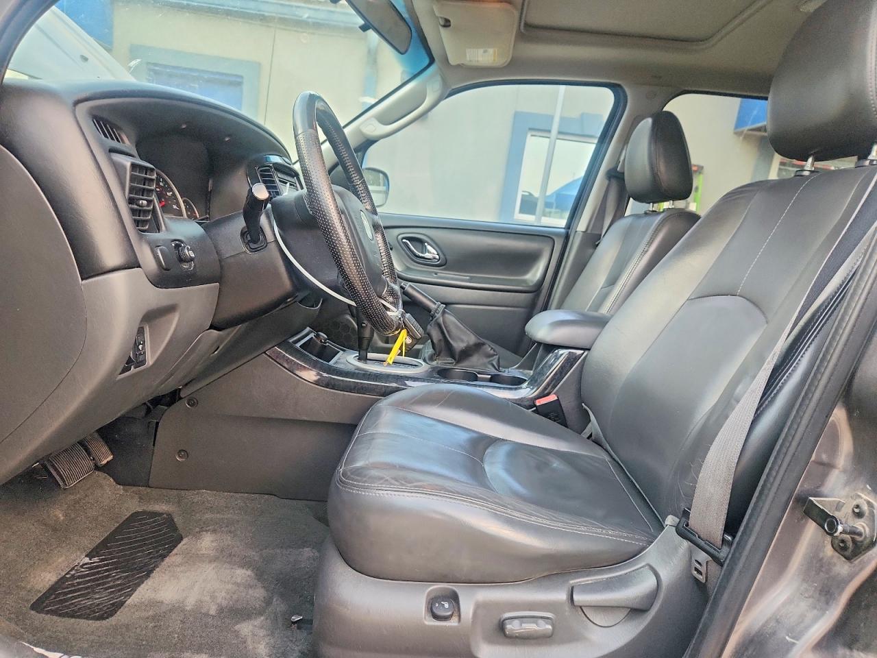 2006 Mazda Tribute S Серый vin: 4F2CZ06196KM28598