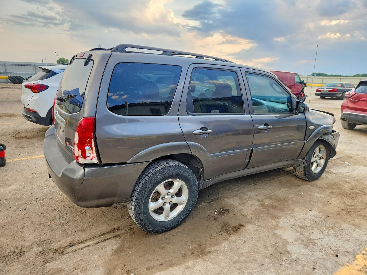 2006 Mazda Tribute S Серый vin: 4F2CZ06196KM28598