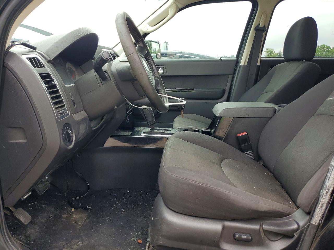 2009 Mazda Tribute S Черный vin: 4F2CZ06G09KM02769