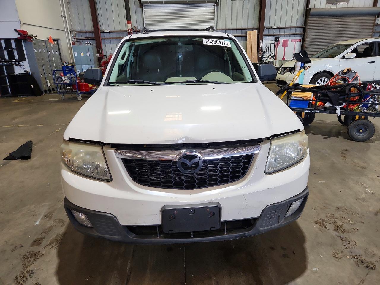 2009 Mazda Tribute S White vin: 4F2CZ06G29KM02336