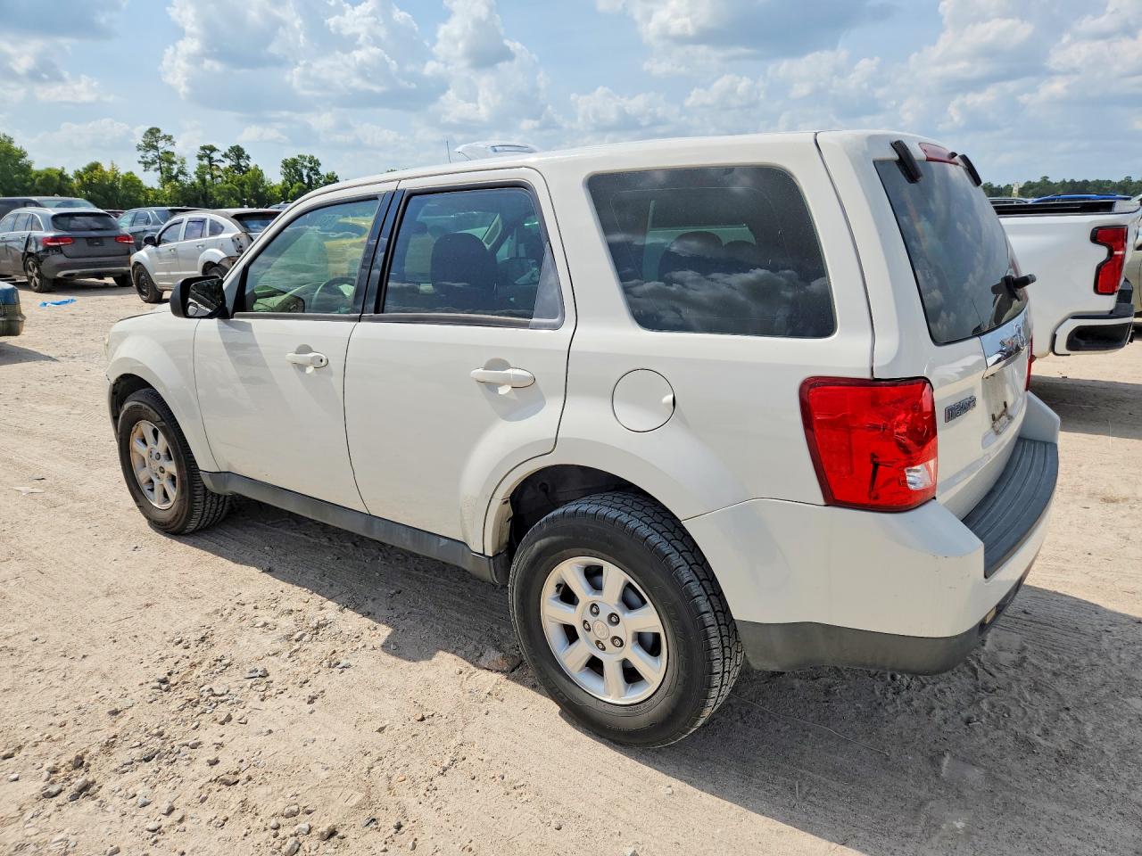 2009 Mazda Tribute S Белый vin: 4F2CZ06G89KM00154