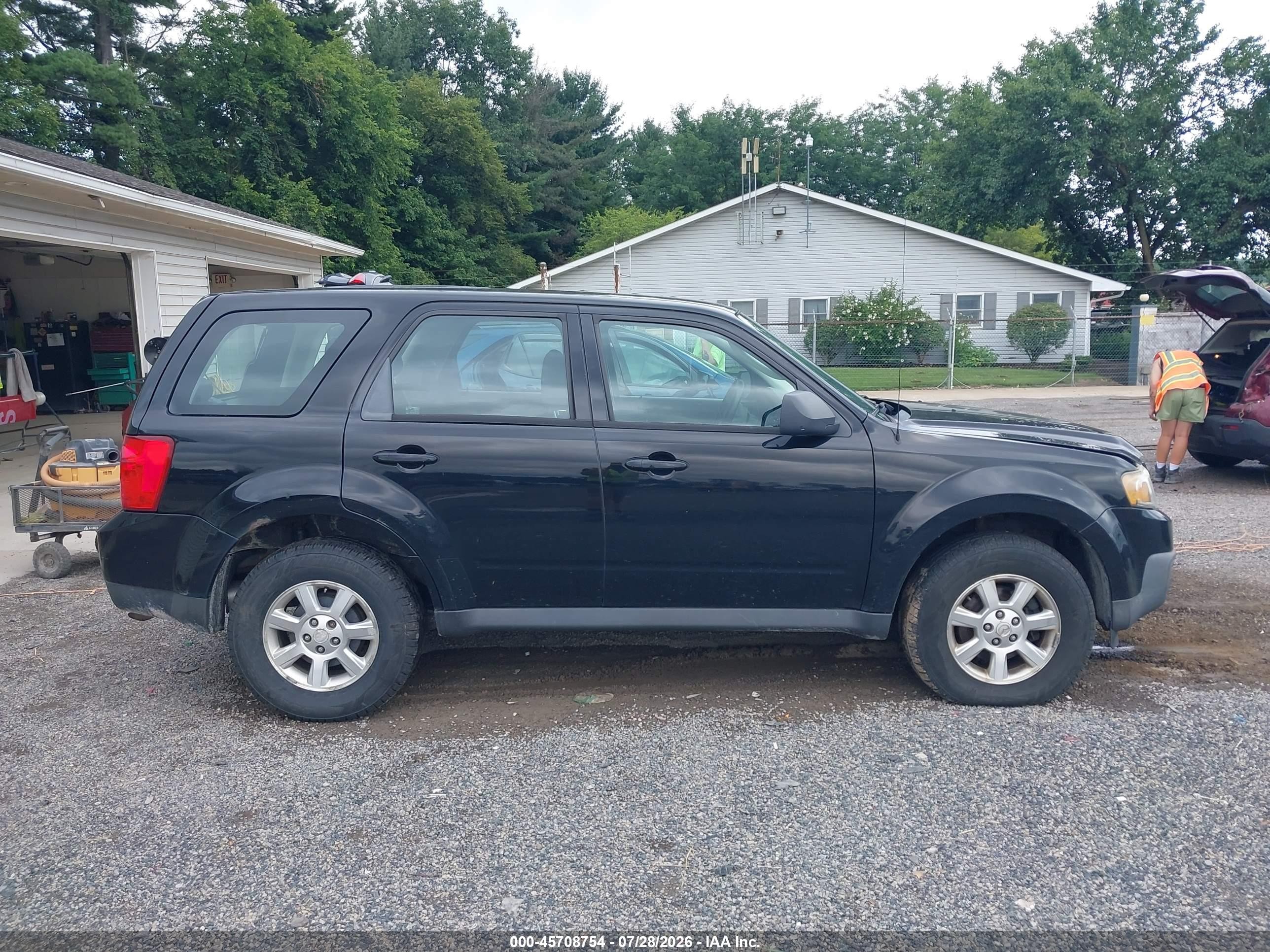 2009 Mazda Tribute I Sport Black vin: 4F2CZ927X9KM02918