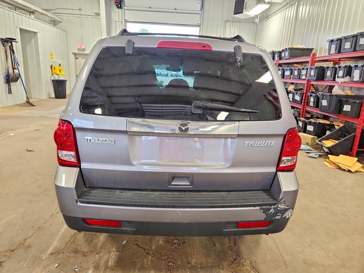 2008 Mazda Tribute I Gray vin: 4F2CZ92Z98KM20634