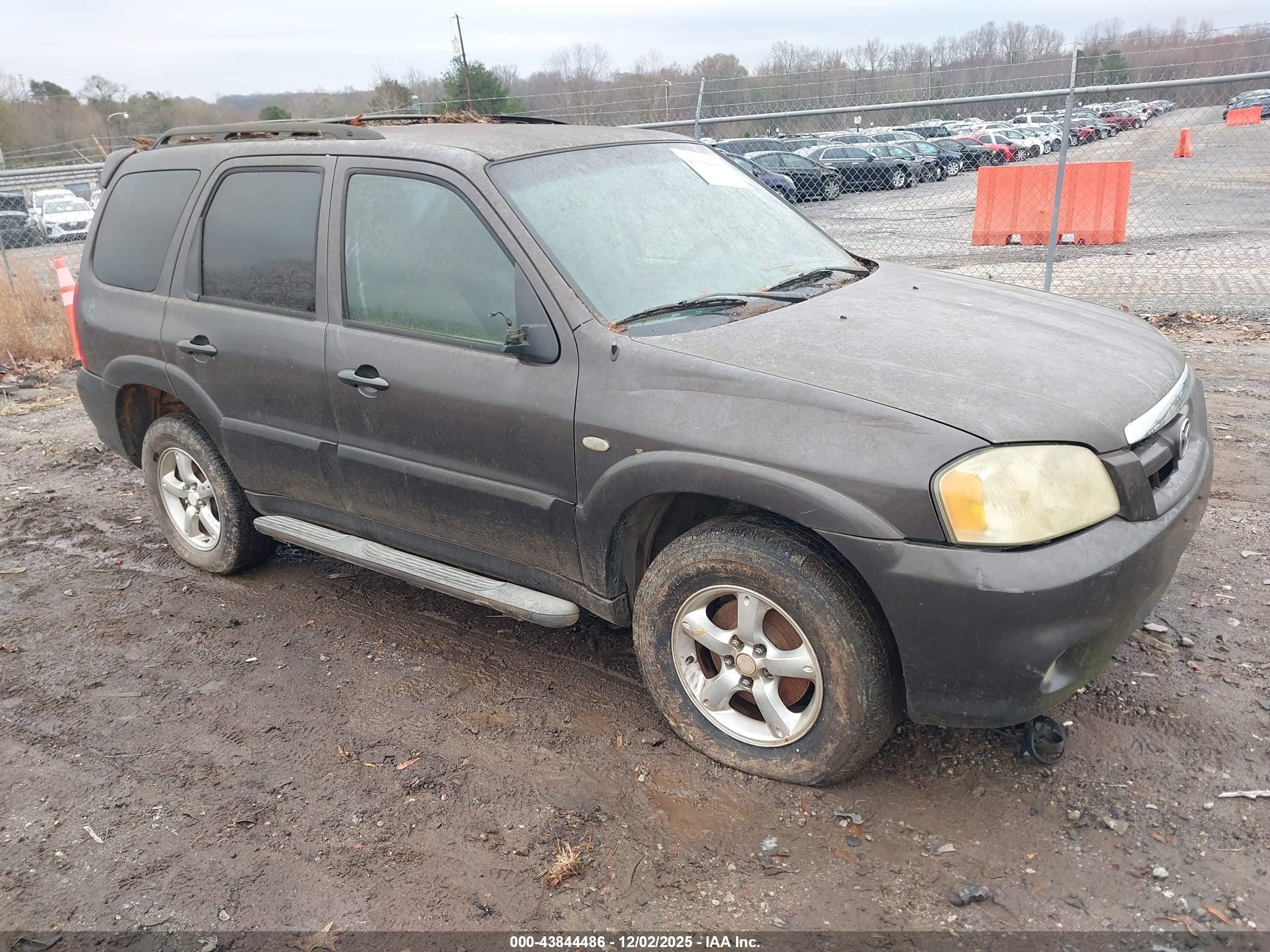 4F2CZ94106KM21983