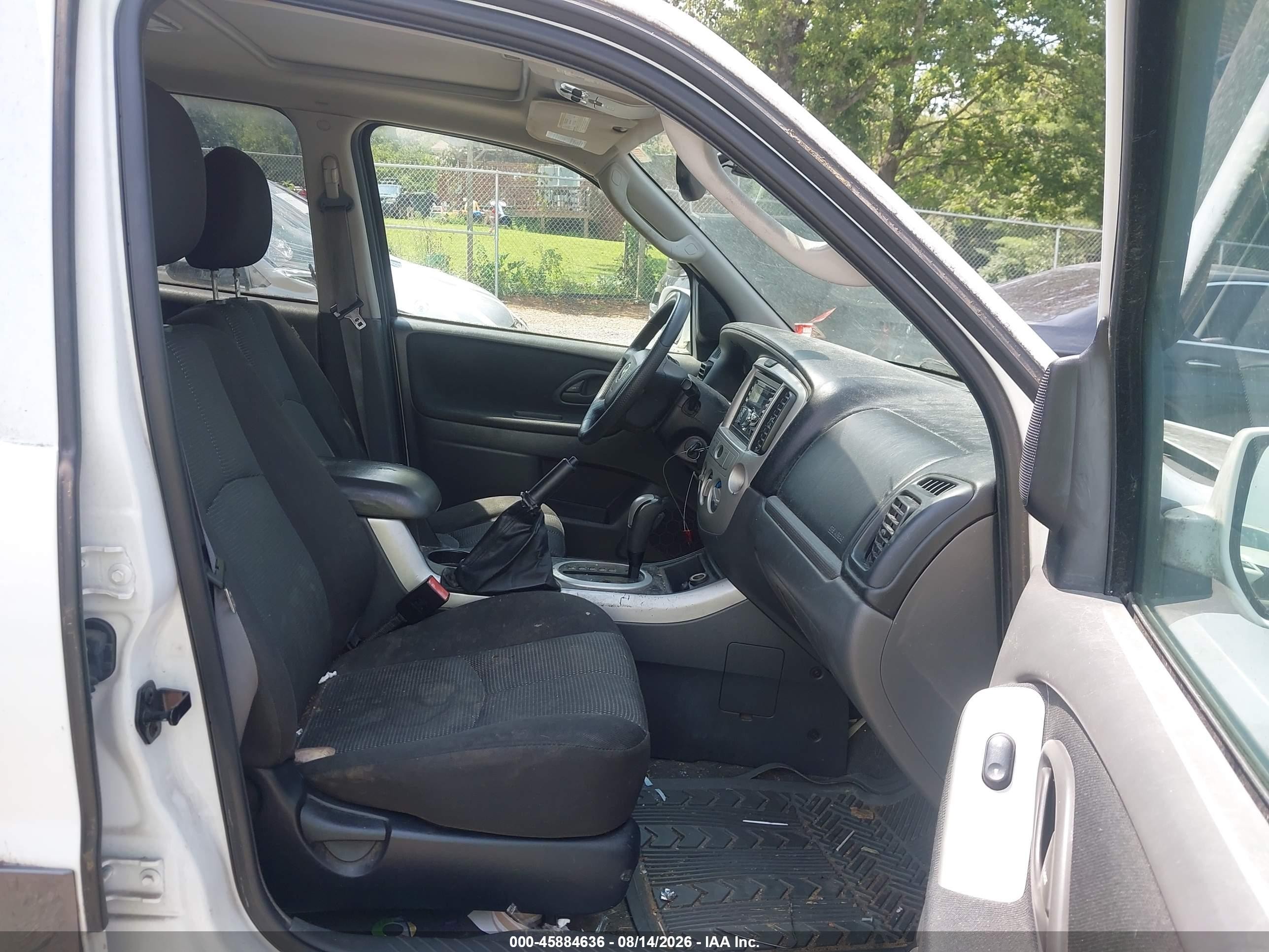 2006 Mazda Tribute S White vin: 4F2CZ94116KM11401
