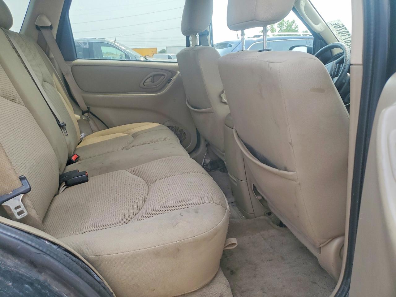 2005 Mazda Tribute S Black vin: 4F2CZ941X5KM47151