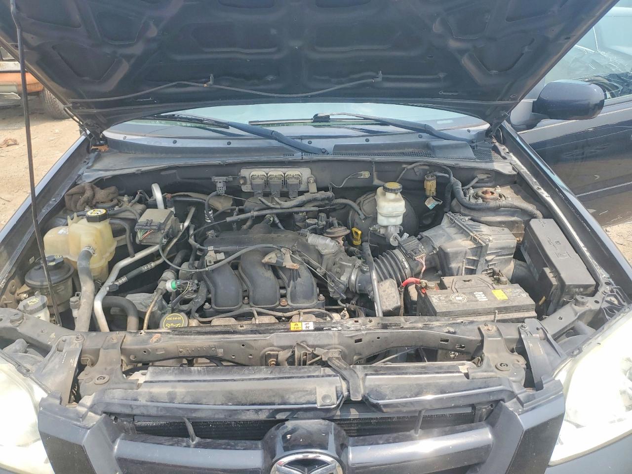 2005 Mazda Tribute S Black vin: 4F2CZ941X5KM47151
