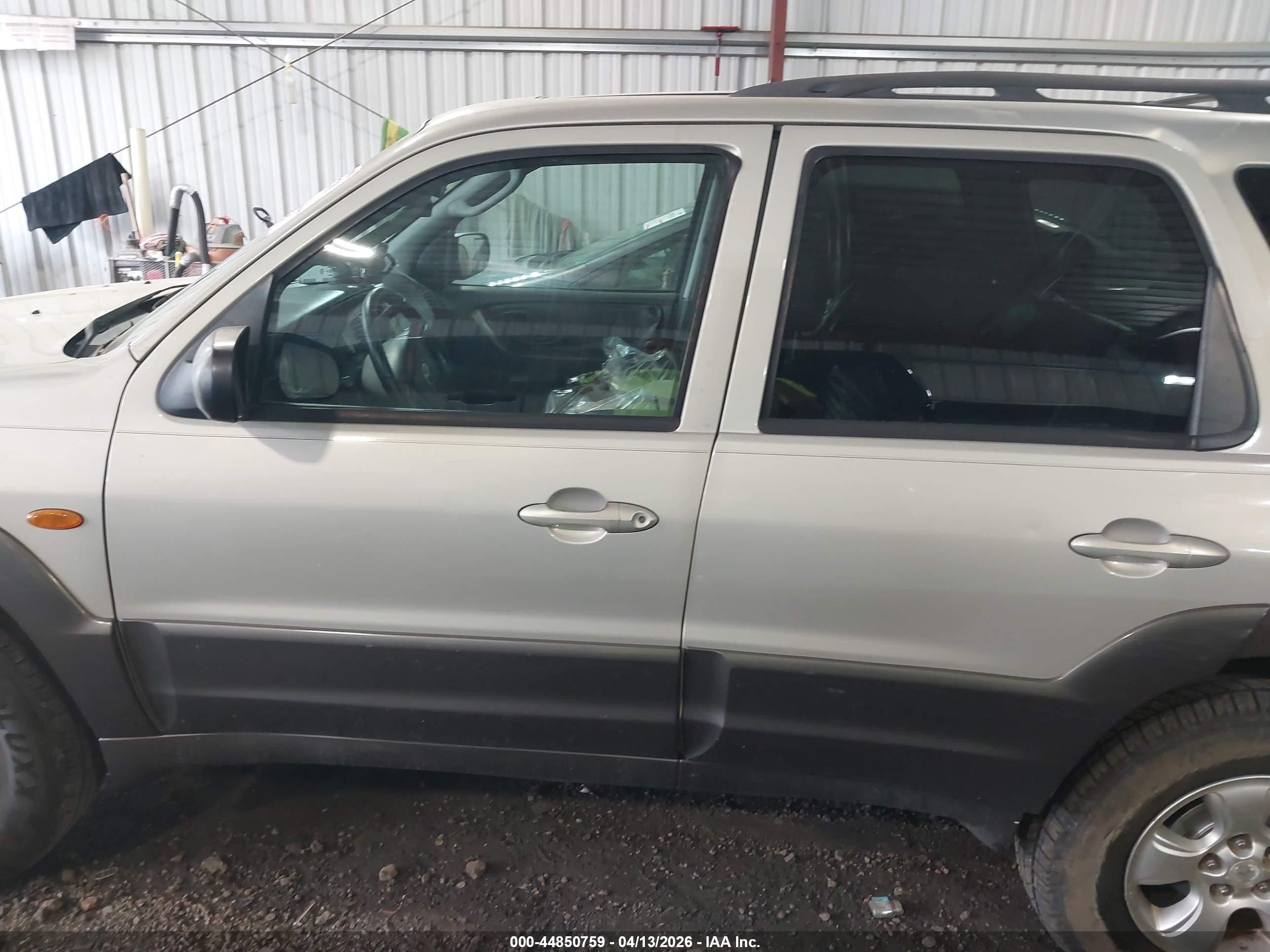 2004 Mazda Tribute Es V6 Beige vin: 4F2CZ96104KM24831