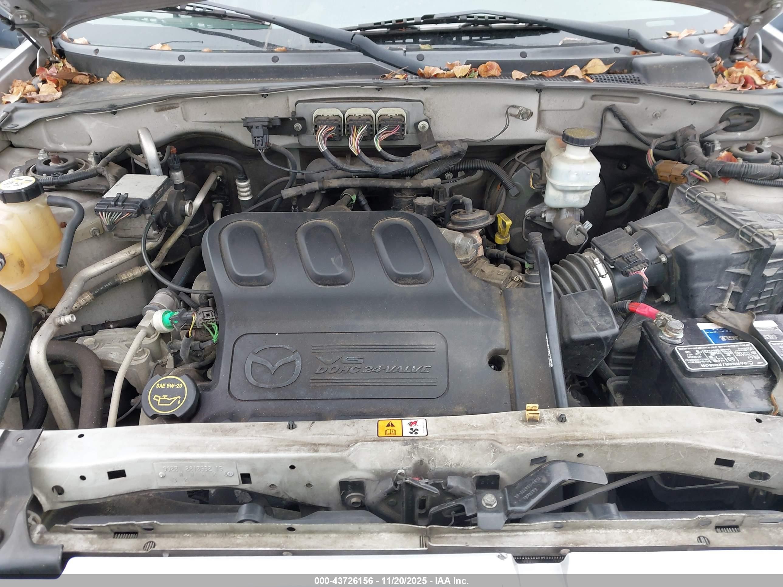 2006 Mazda Tribute S Silver vin: 4F2CZ96126KM22565