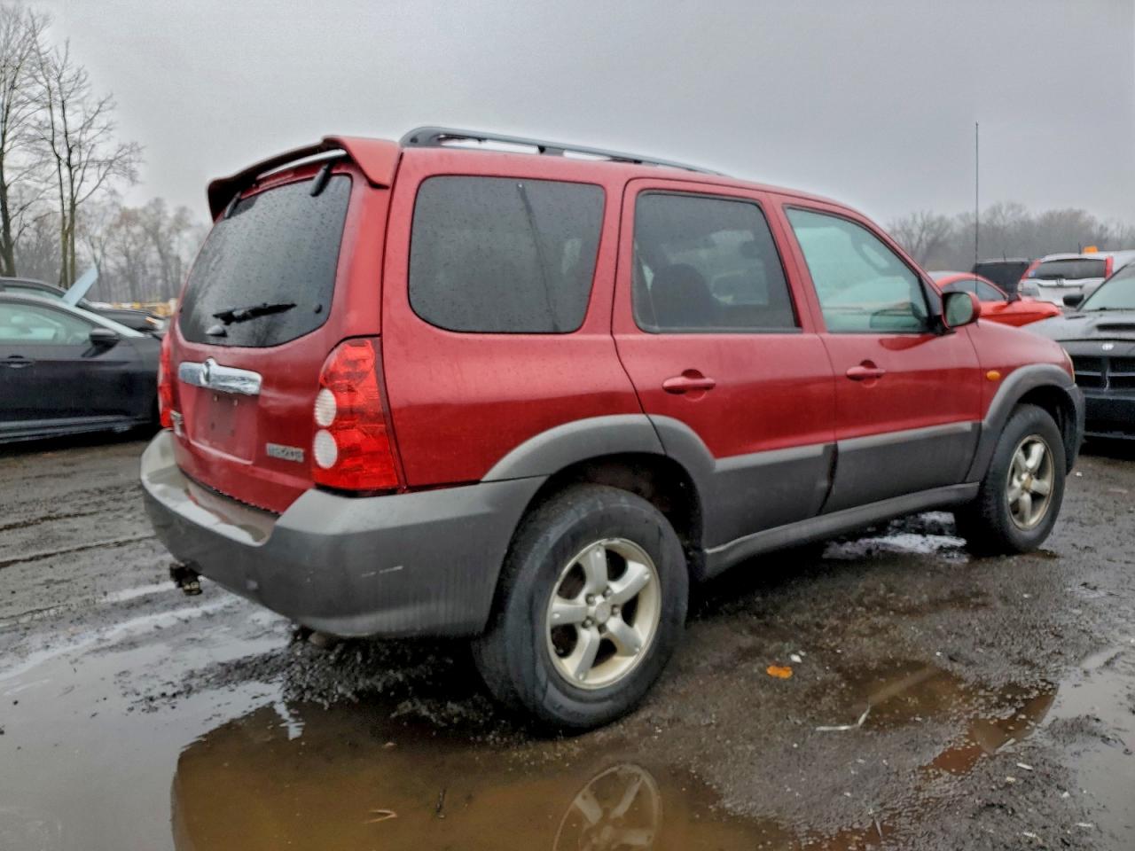 2005 Mazda Tribute S Red vin: 4F2CZ96145KM10481