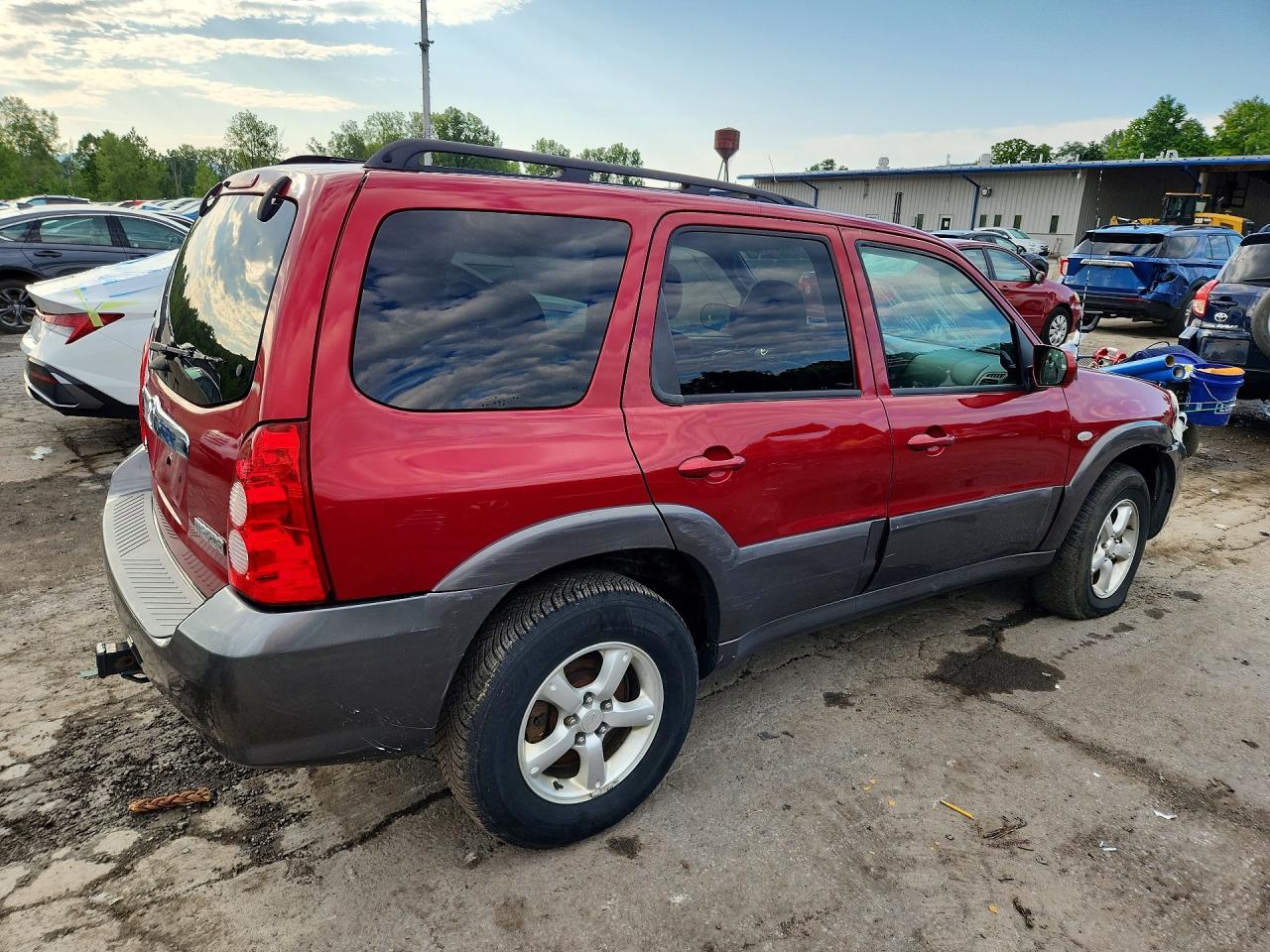 2006 Mazda Tribute S Red vin: 4F2CZ96146KM09994