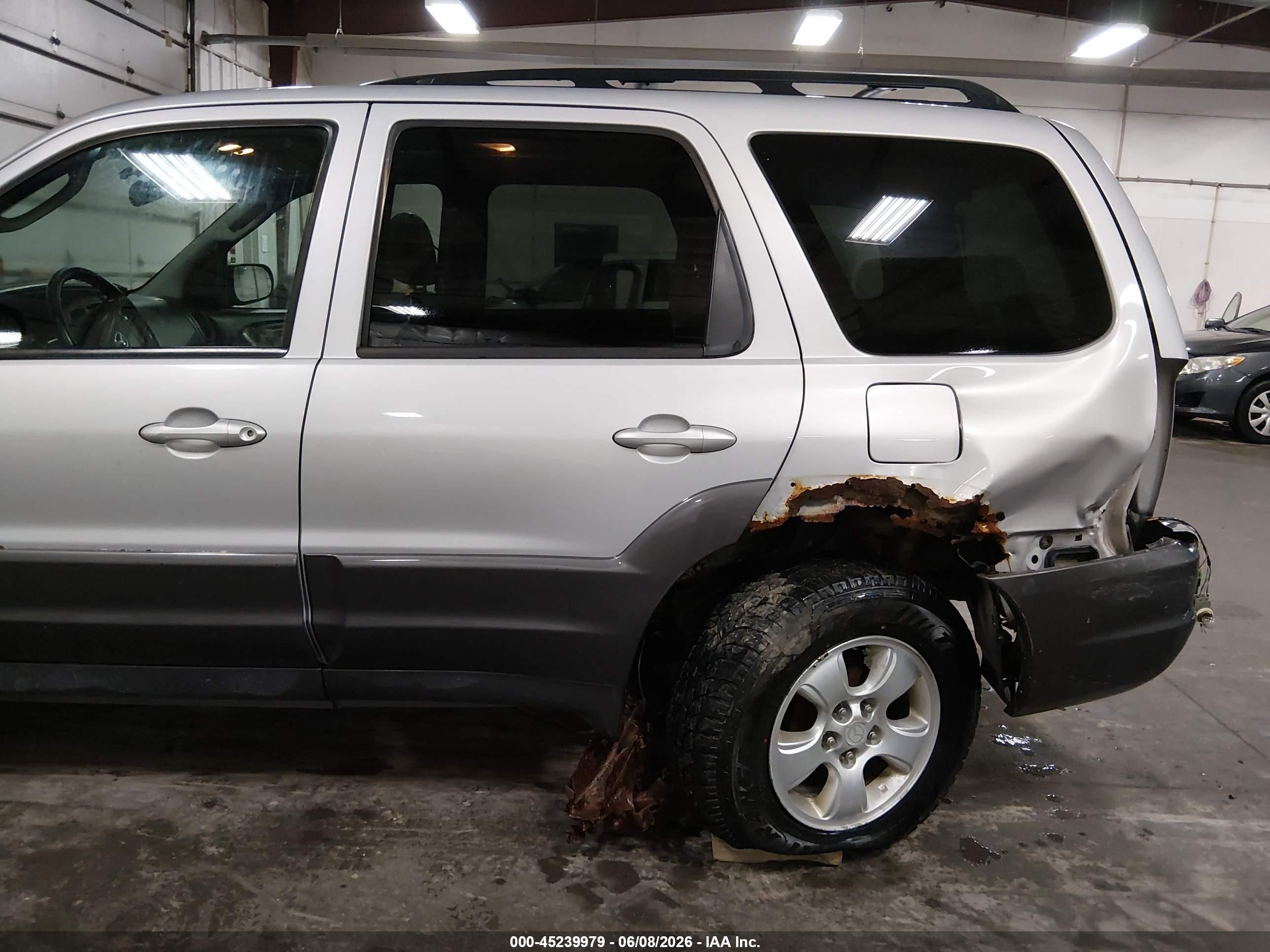 2004 Mazda Tribute Es V6 Silver vin: 4F2CZ96154KM12738