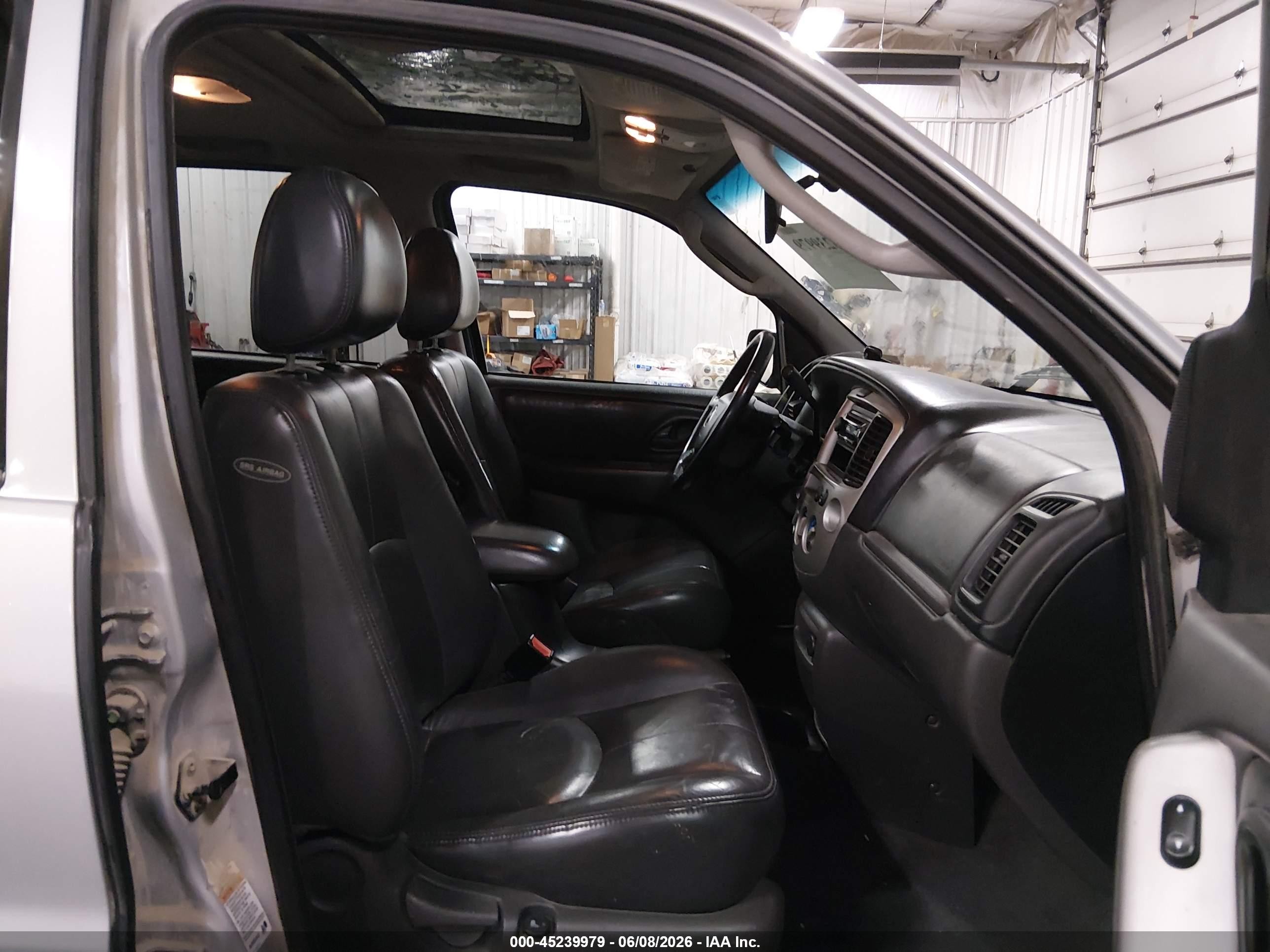 2004 Mazda Tribute Es V6 Silver vin: 4F2CZ96154KM12738