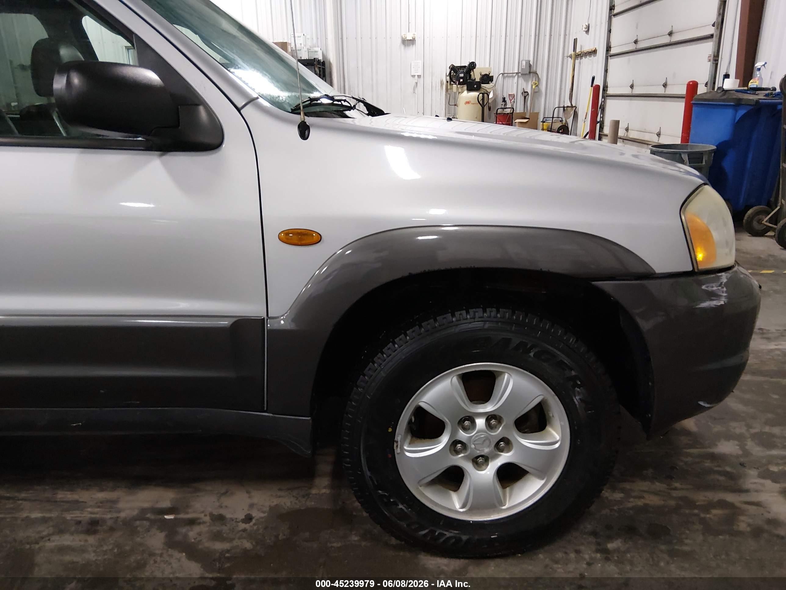 2004 Mazda Tribute Es V6 Silver vin: 4F2CZ96154KM12738
