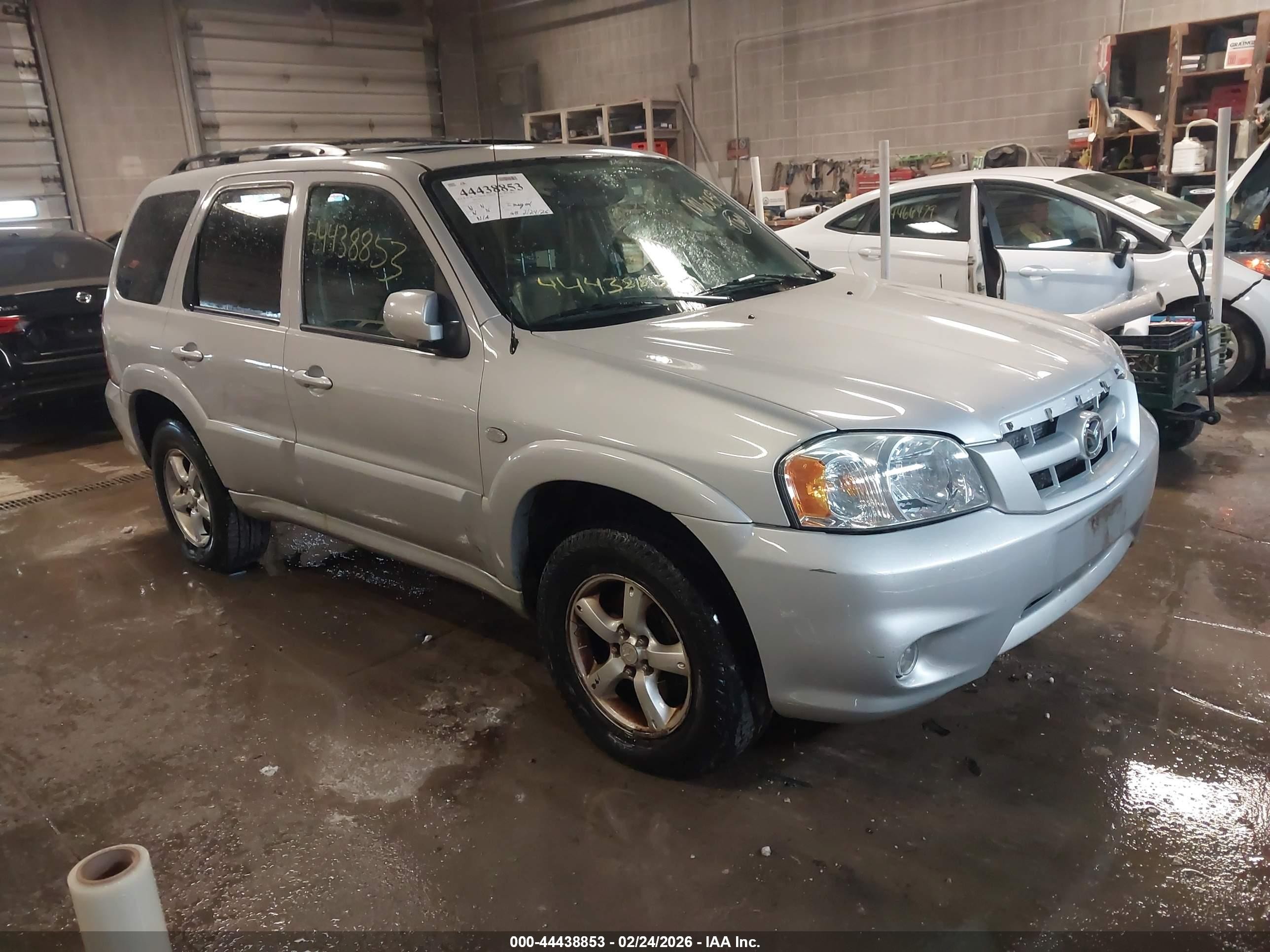 4F2CZ96155KM60158