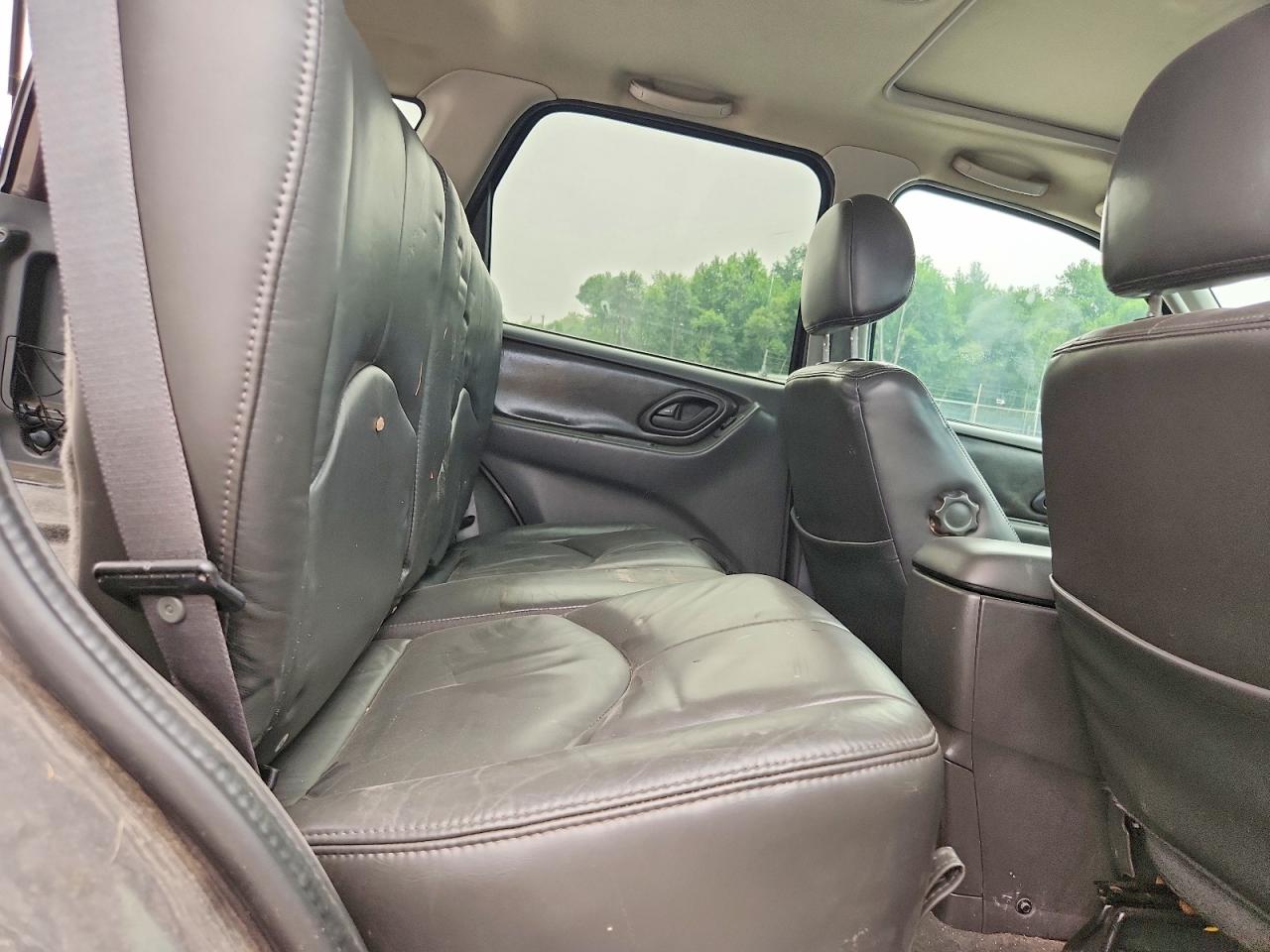 2004 Mazda Tribute Es Угольный vin: 4F2CZ961X4KM19846