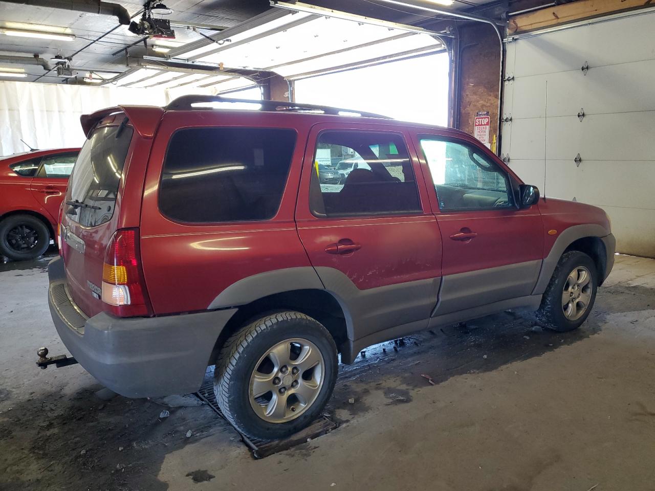 2001 Mazda Tribute Red vin: 4F2YU06191KM42739