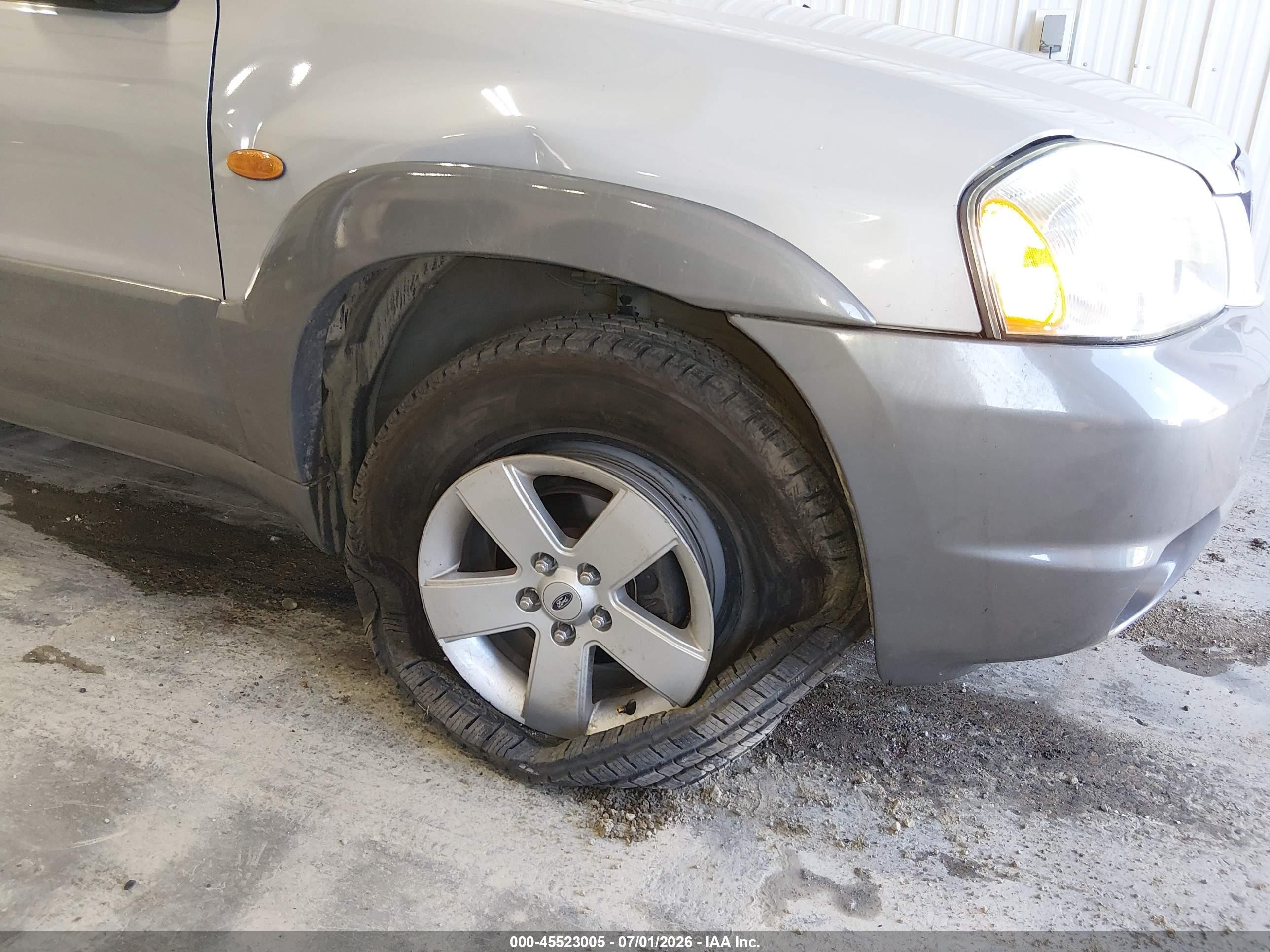 2002 Mazda Tribute Es V6/lx V6 Серебряный vin: 4F2YU08132KM23621