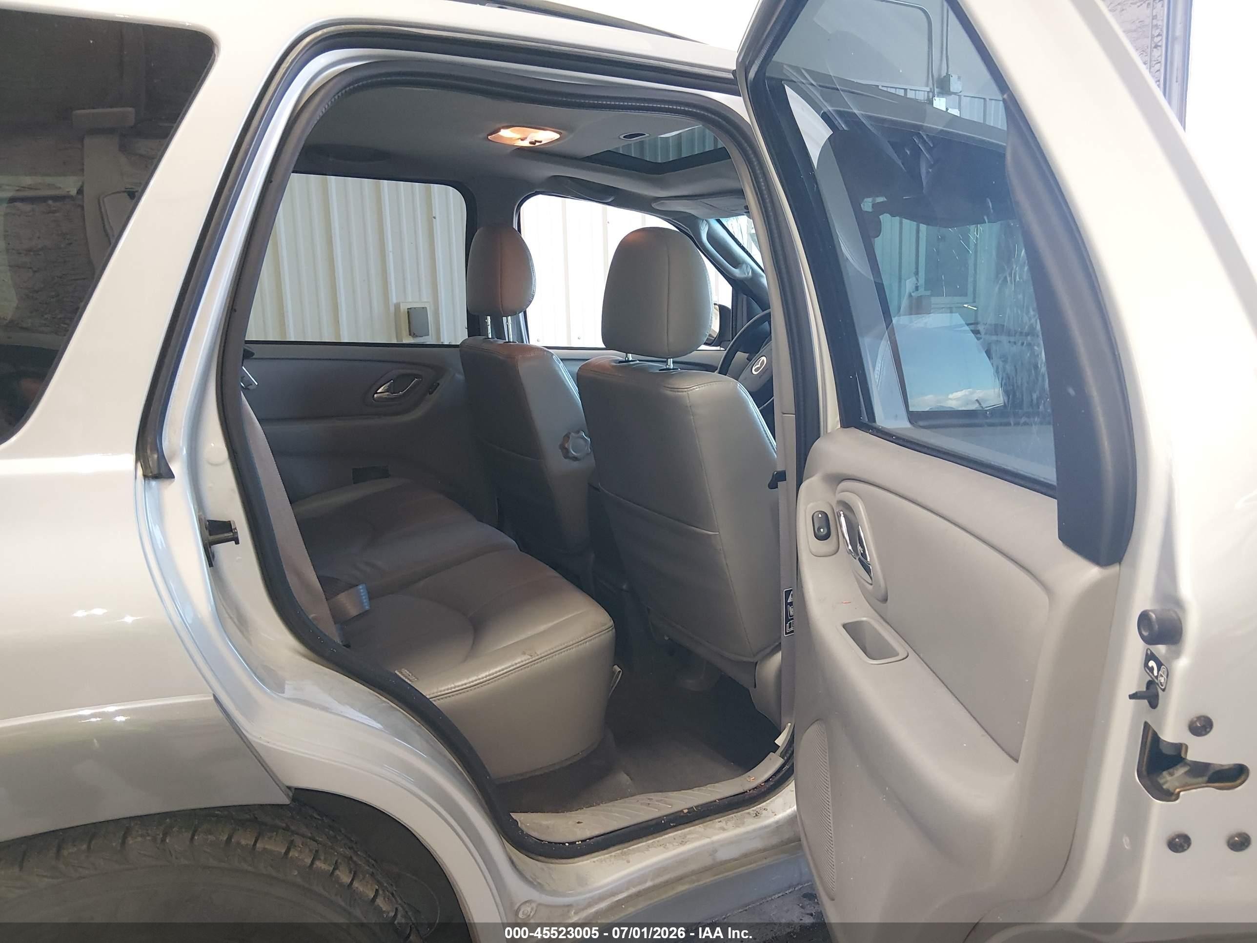 2002 Mazda Tribute Es V6/lx V6 Серебряный vin: 4F2YU08132KM23621