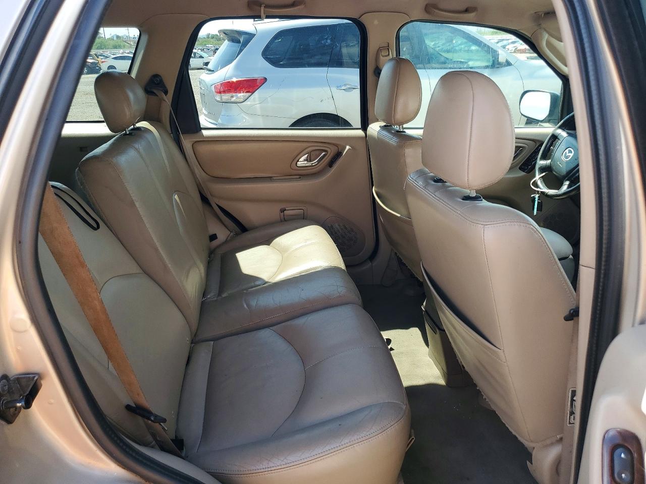 2002 Mazda Tribute Lx Silver vin: 4F2YU08142KM22591