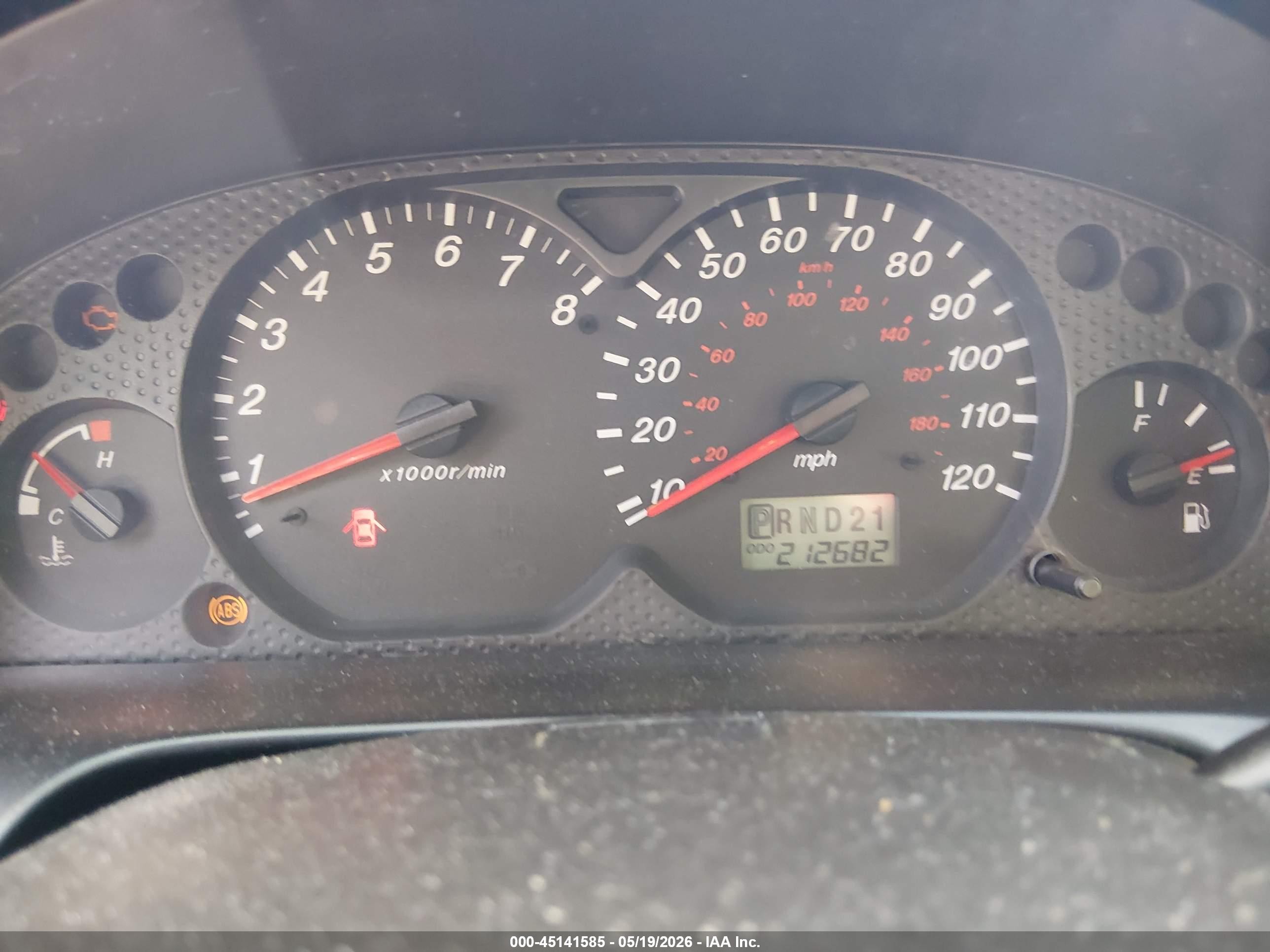 2002 Mazda Tribute Es V6/lx V6 Серебряный vin: 4F2YU08152KM36919