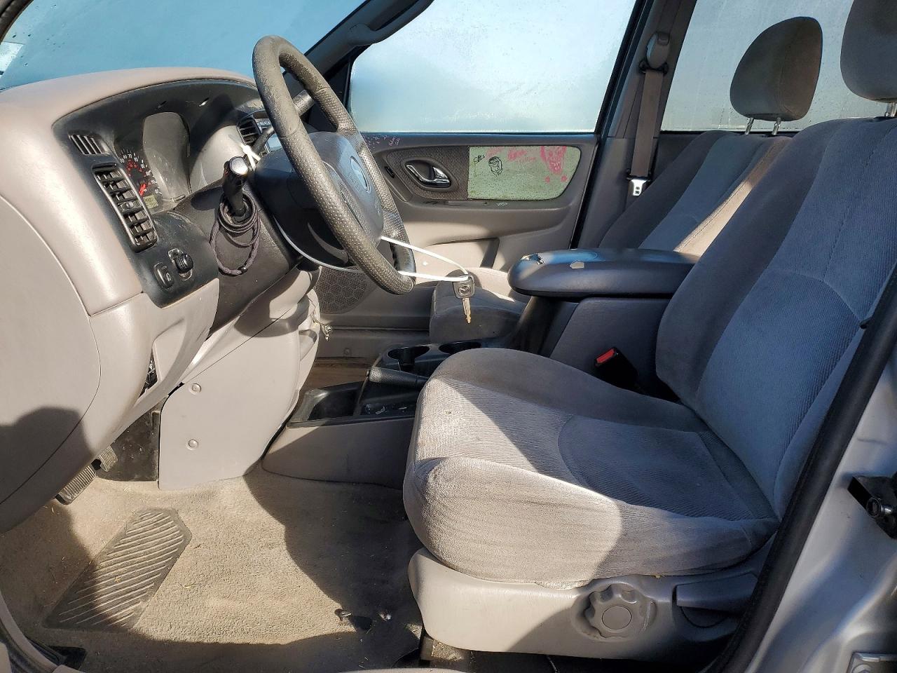 2002 Mazda Tribute Lx Silver vin: 4F2YU081X2KM39489
