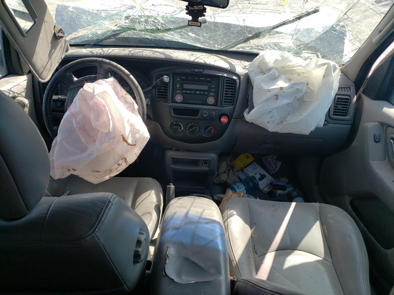 2002 Mazda Tribute Lx Silver vin: 4F2YU09132KM66578