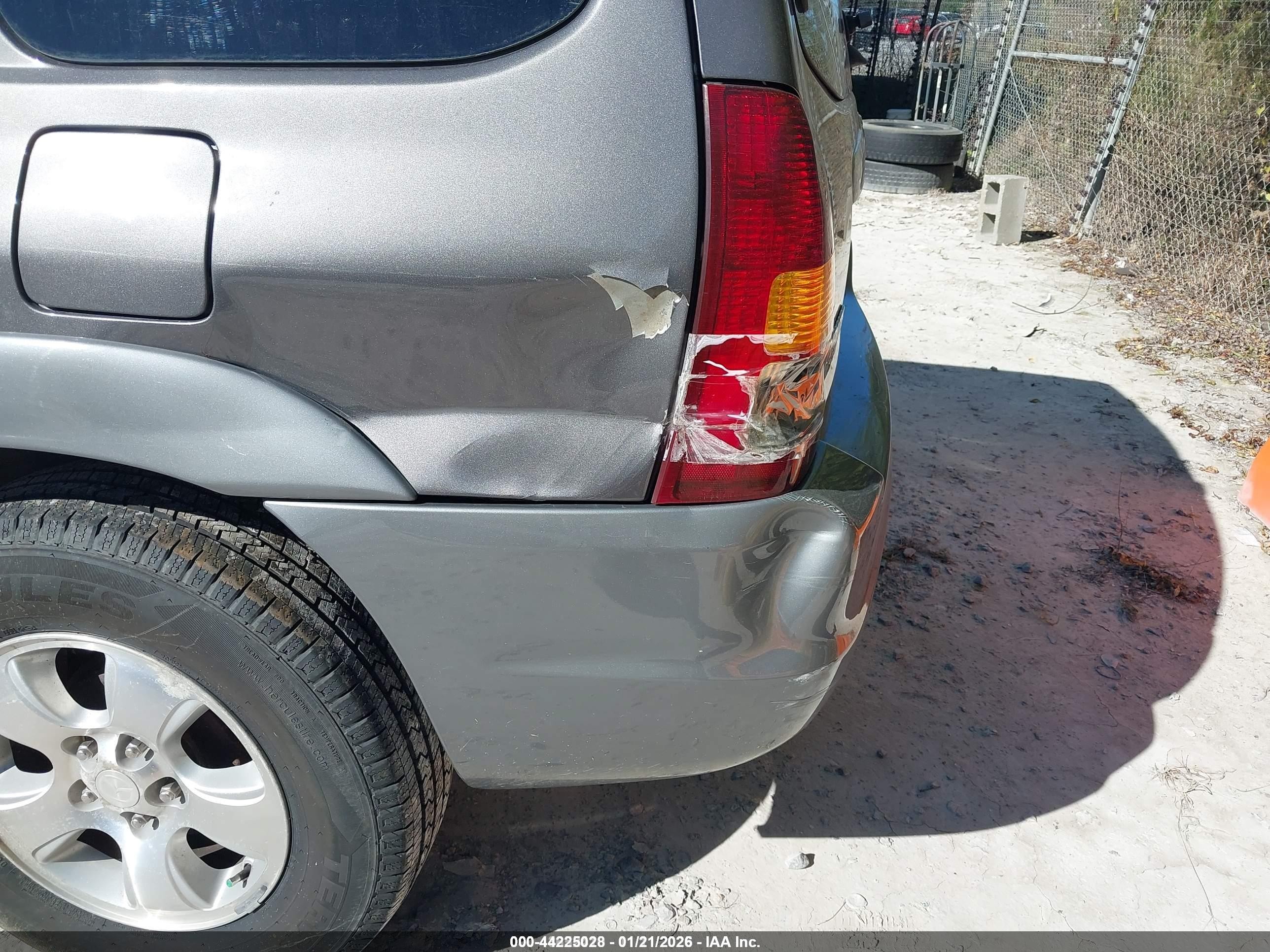 2002 Mazda Tribute Es V6/lx V6 Серый vin: 4F2YU09152KM62239
