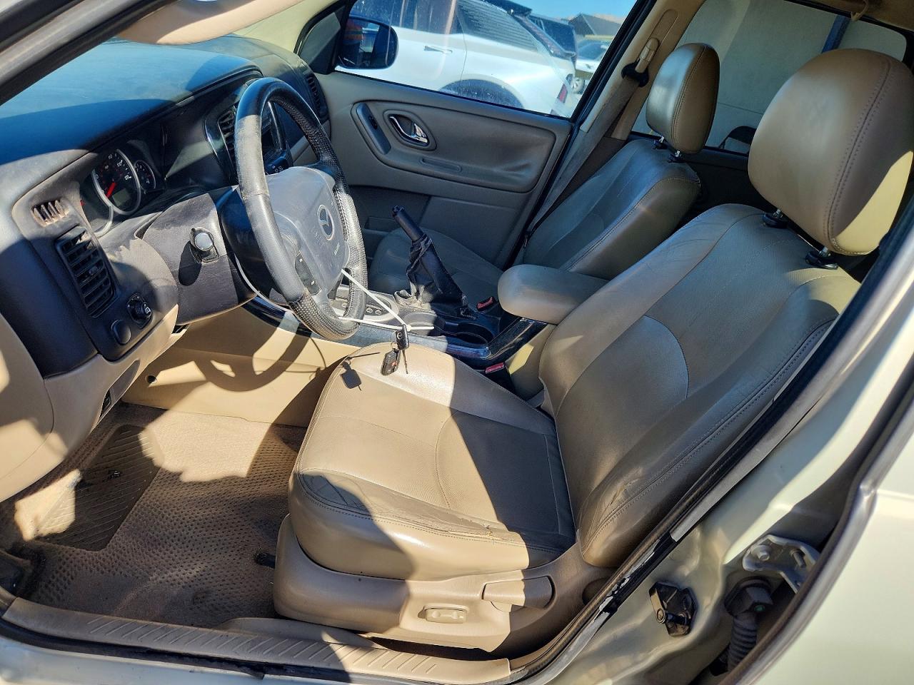2005 Mazda Tribute I Green vin: 4F2YZ02Z35KM52380
