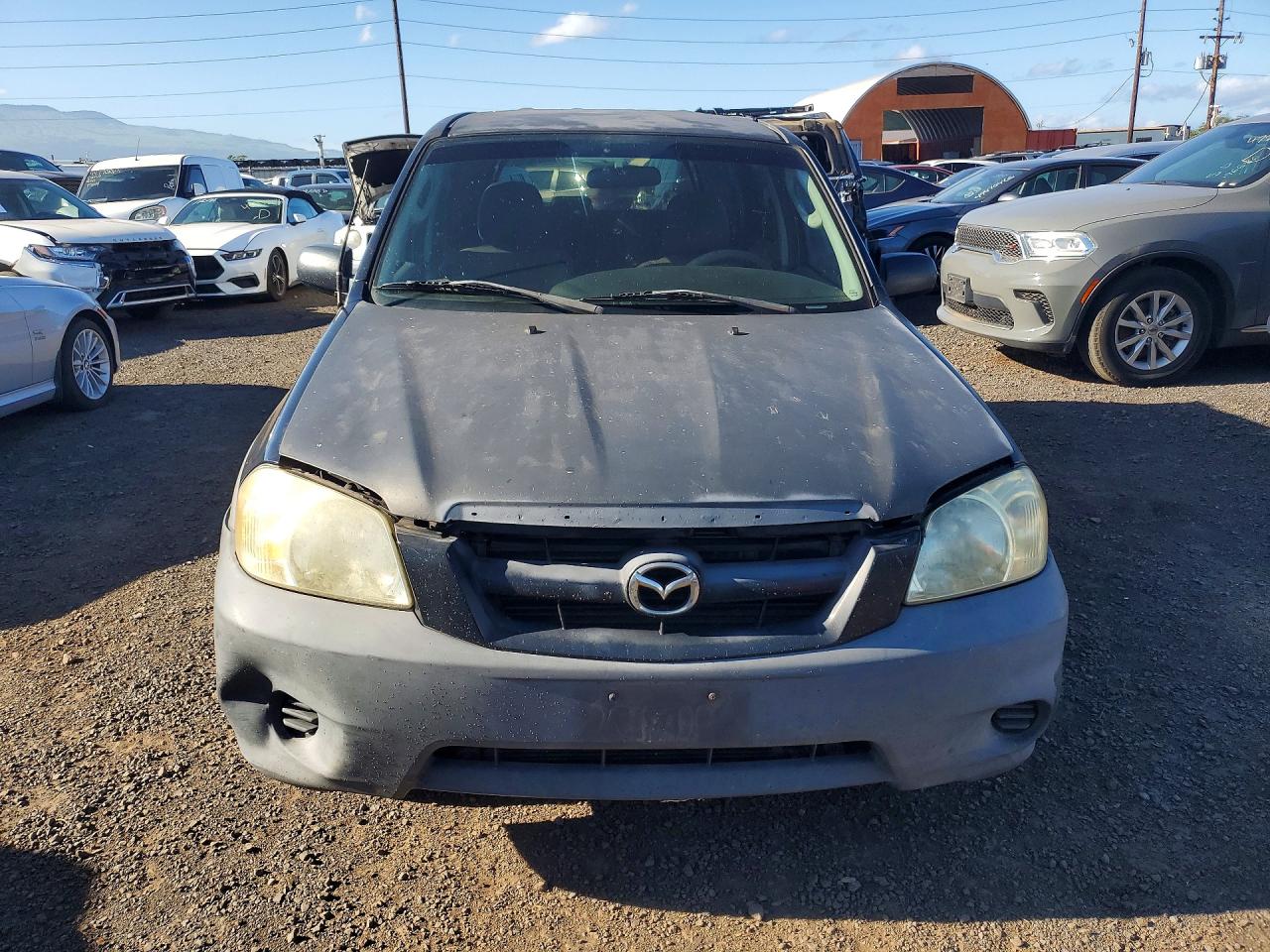 2006 Mazda Tribute I Black vin: 4F2YZ02Z46KM04470