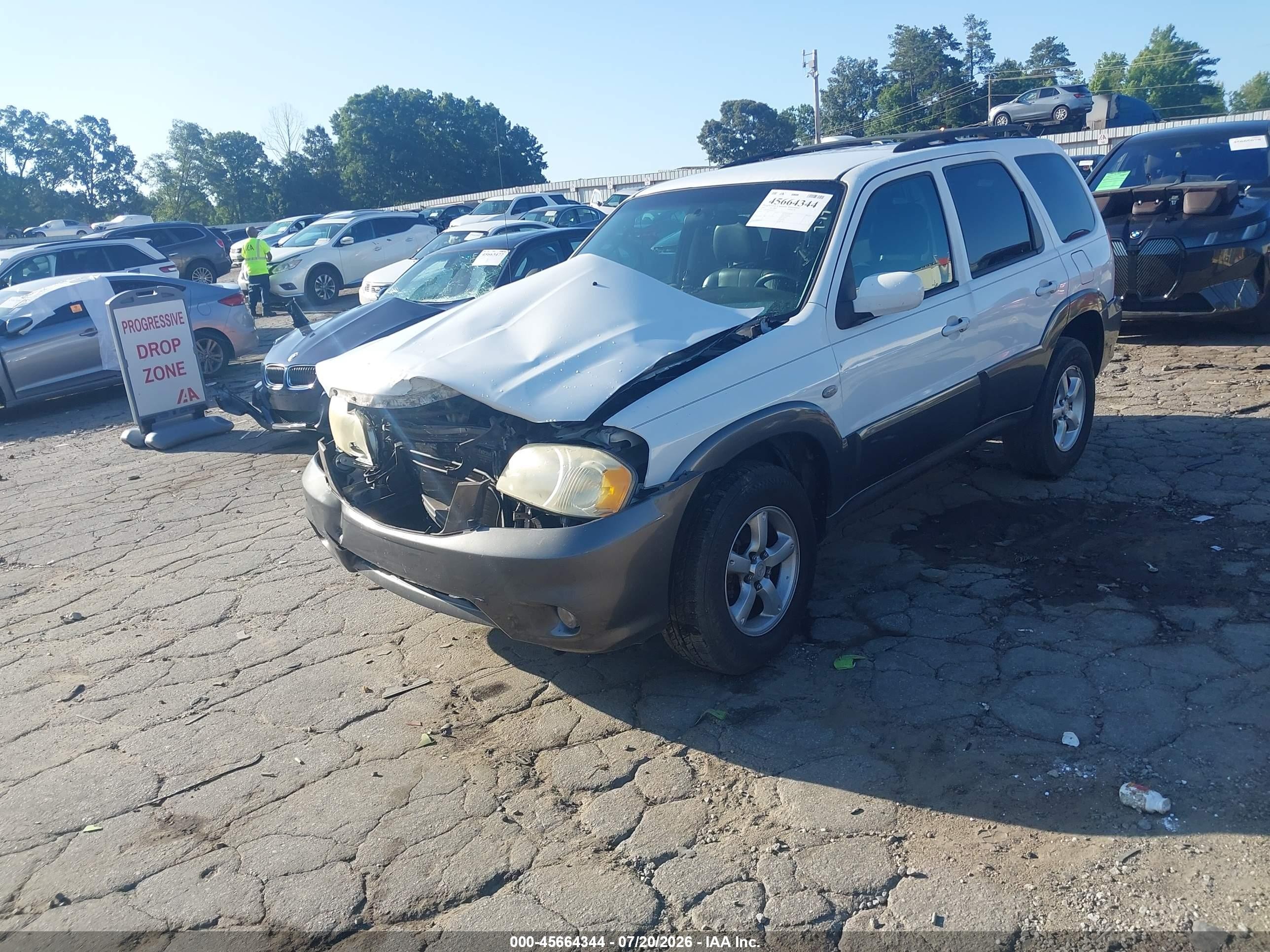 2006 Mazda Tribute I White vin: 4F2YZ02Z56KM07247