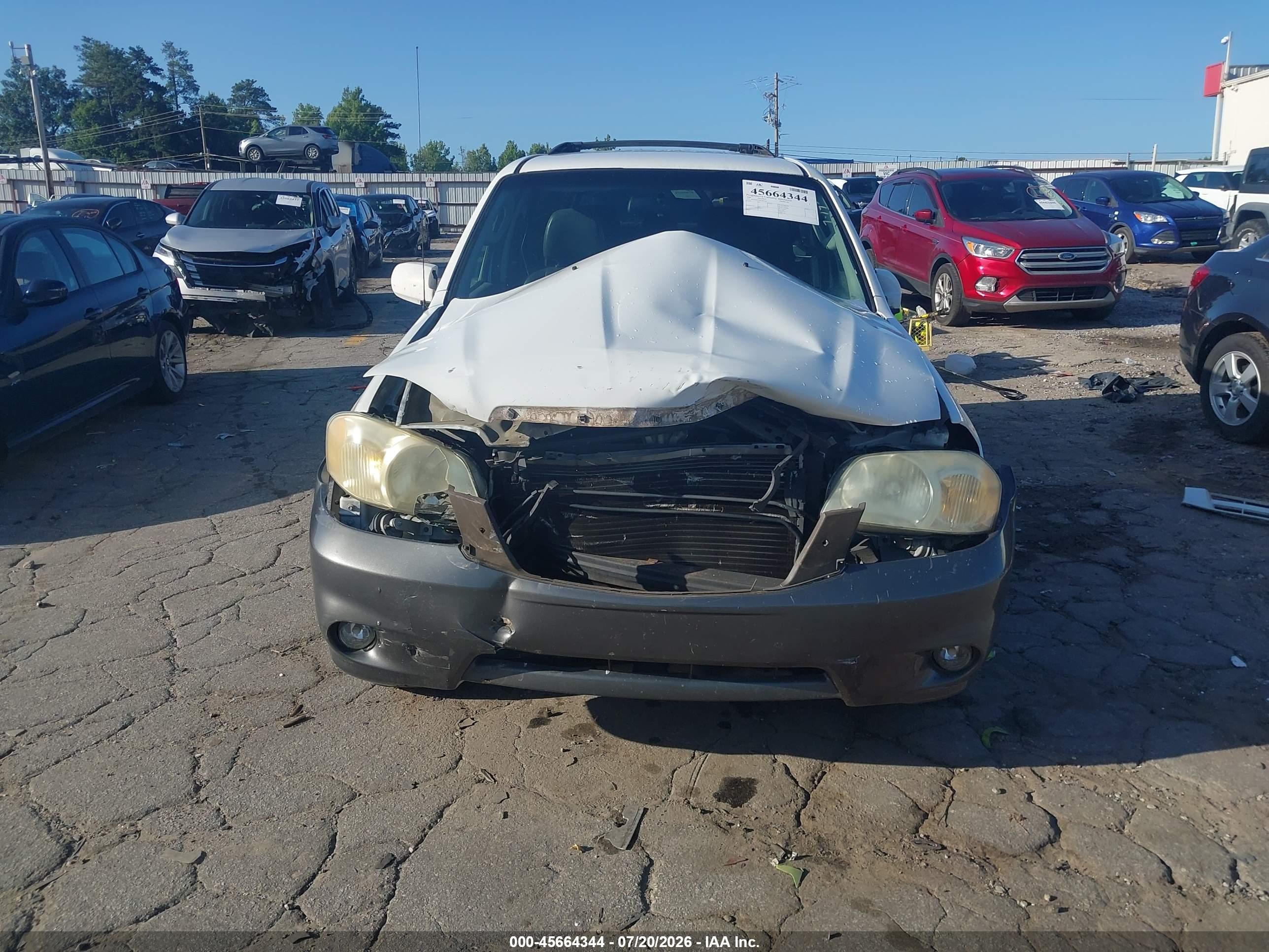 2006 Mazda Tribute I White vin: 4F2YZ02Z56KM07247